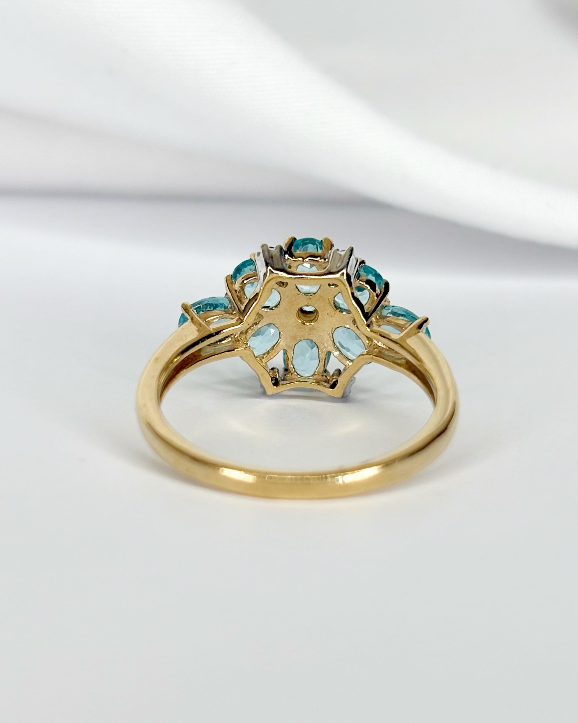 Bague Marguerite Apatites 1.65 carat &amp; Diamants "Rina"
