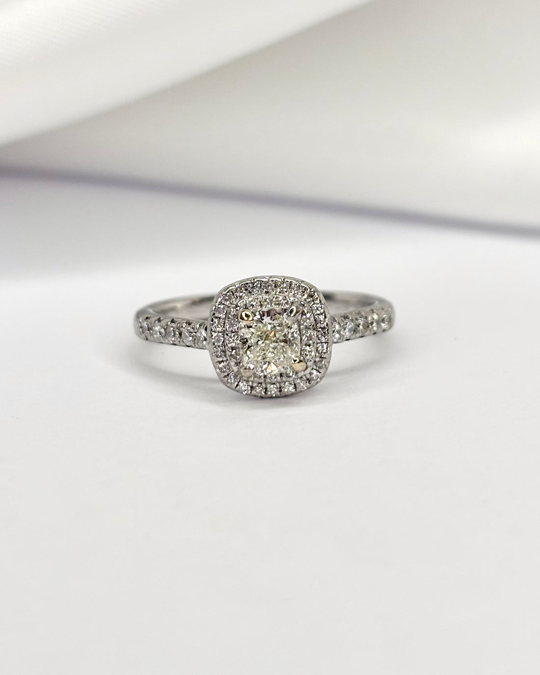 Anillo solitario con diamantes 0,98 quilates &quot;Carine&quot;