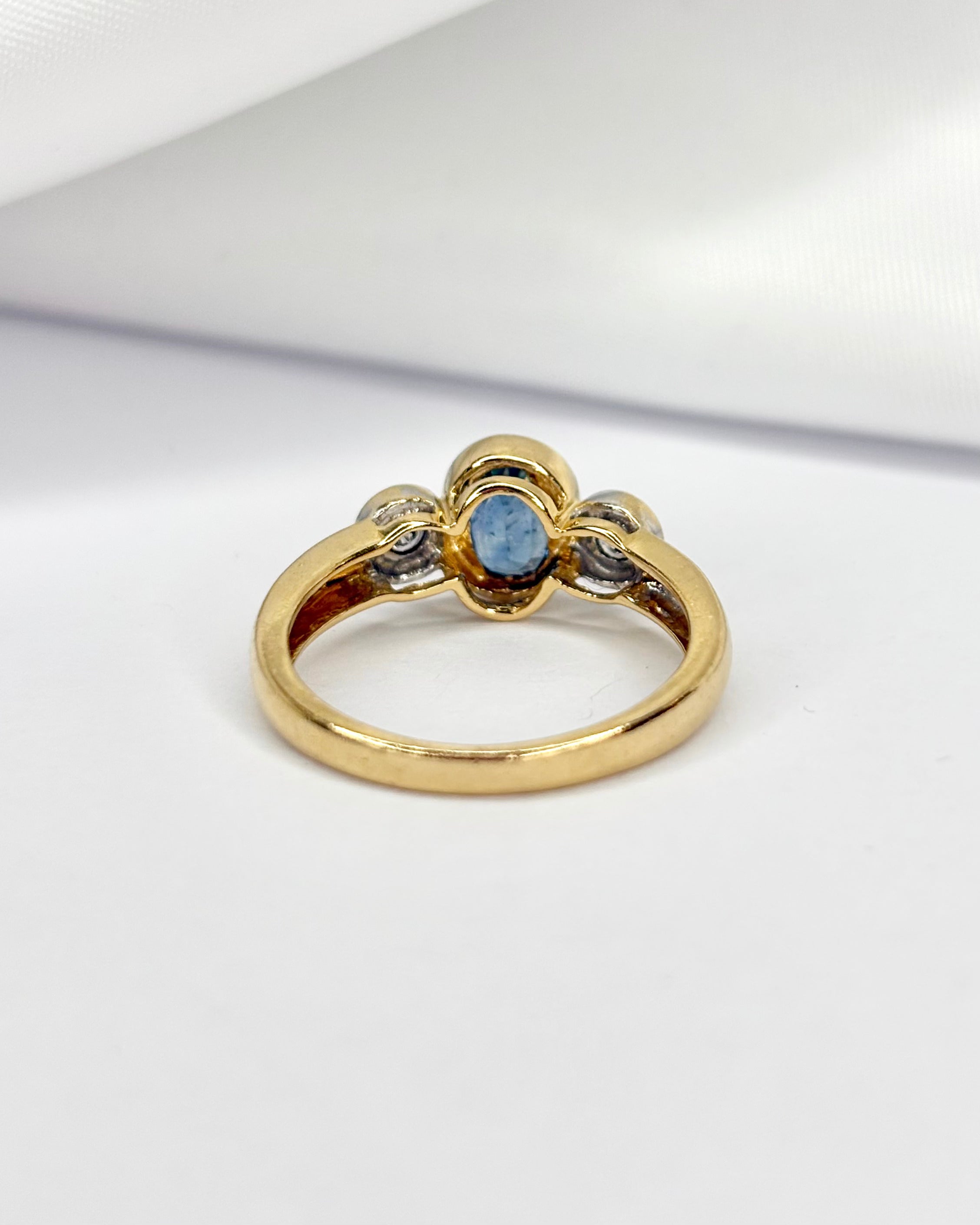 Bague Trilogie Saphir 1 carat &amp; Diamants 0.20 carat &quot;Soline&quot;