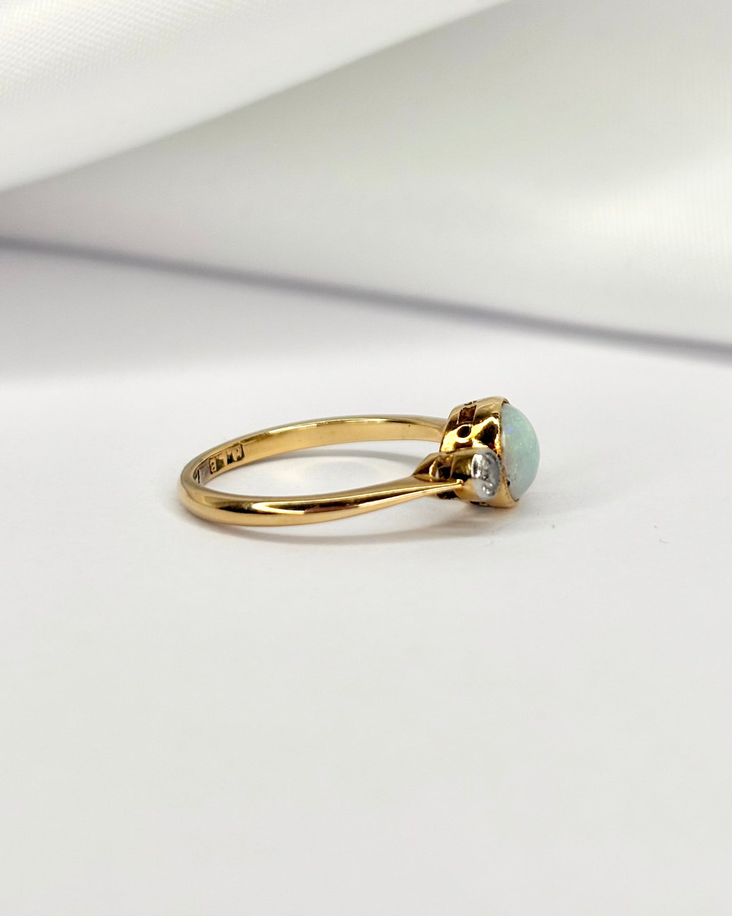 Bague Trilogie Art Déco Opale &amp; Diamants &quot;Esther&quot;