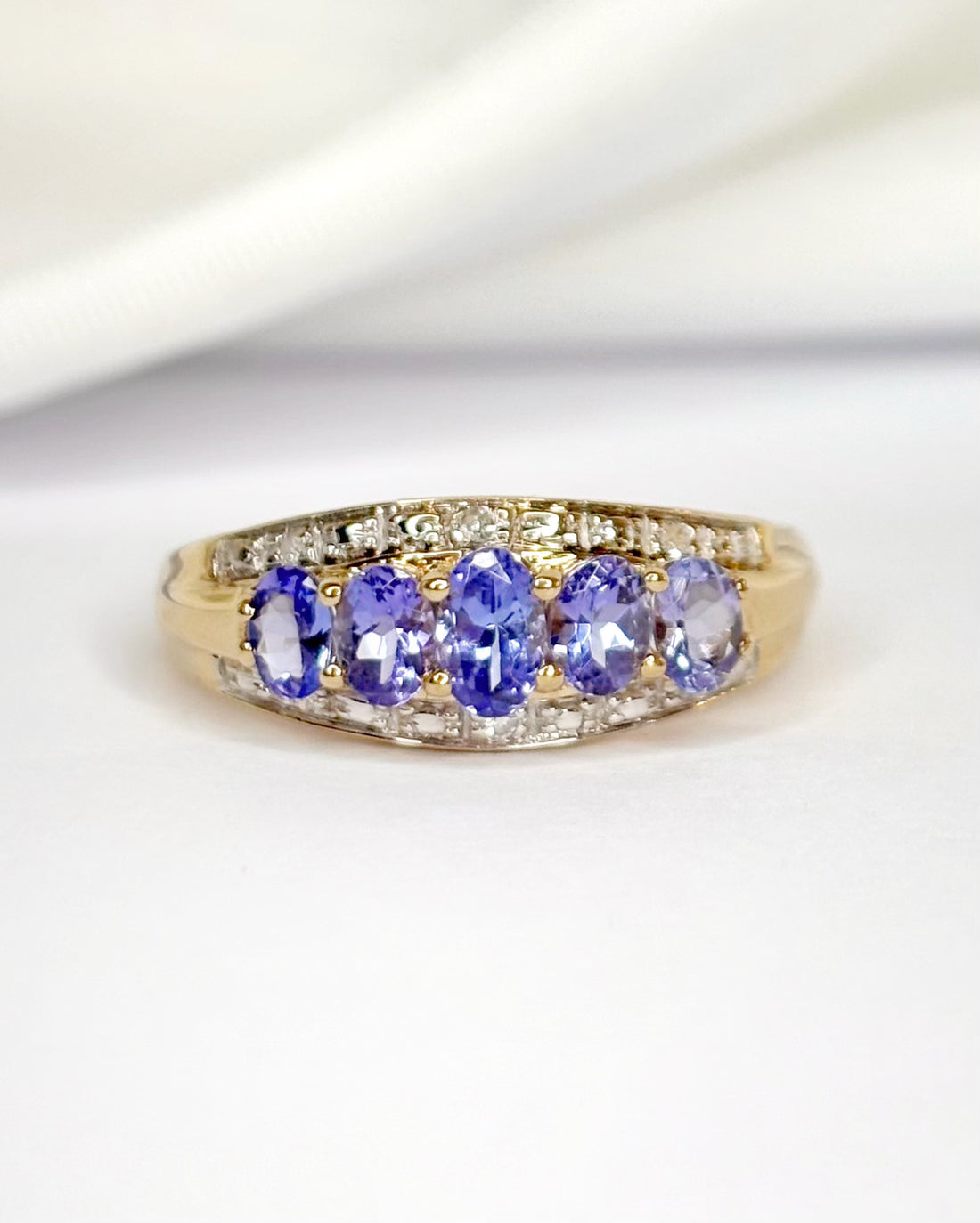 Bague Rivière Tanzanites 1 carat &amp; Diamants "Vivianne"