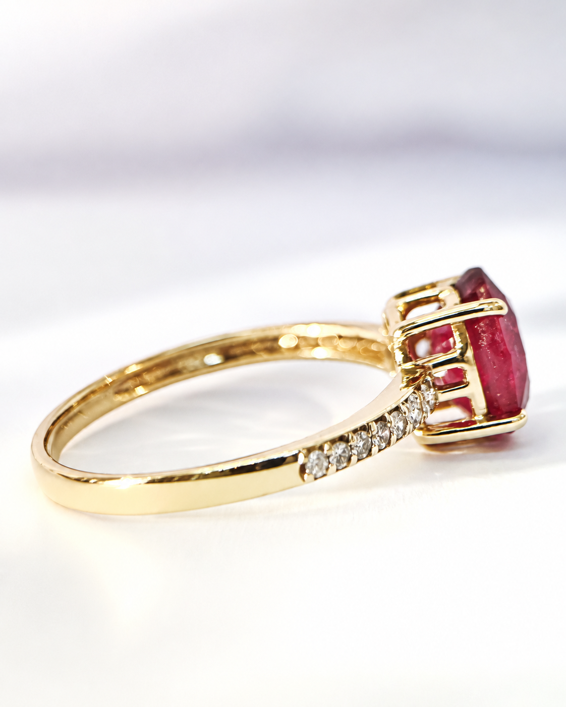Bague Solitaire Rubis 2.78 carats &amp; Diamants "Télma"