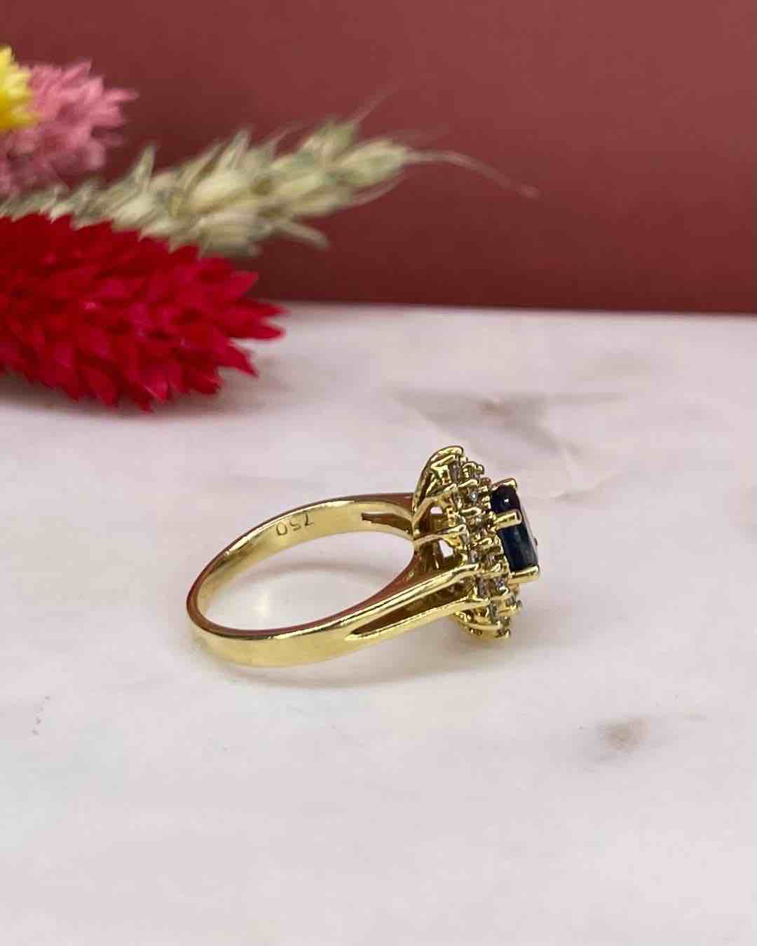 Bague Marguerite Saphir 1 carat &amp; 28 Diamants &quot;Bianca&quot;