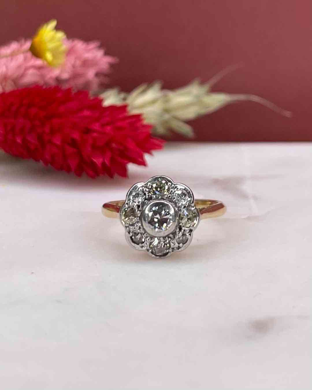 Bague Marguerite Diamants Début du XXe Siècle &quot;Zohra&quot;