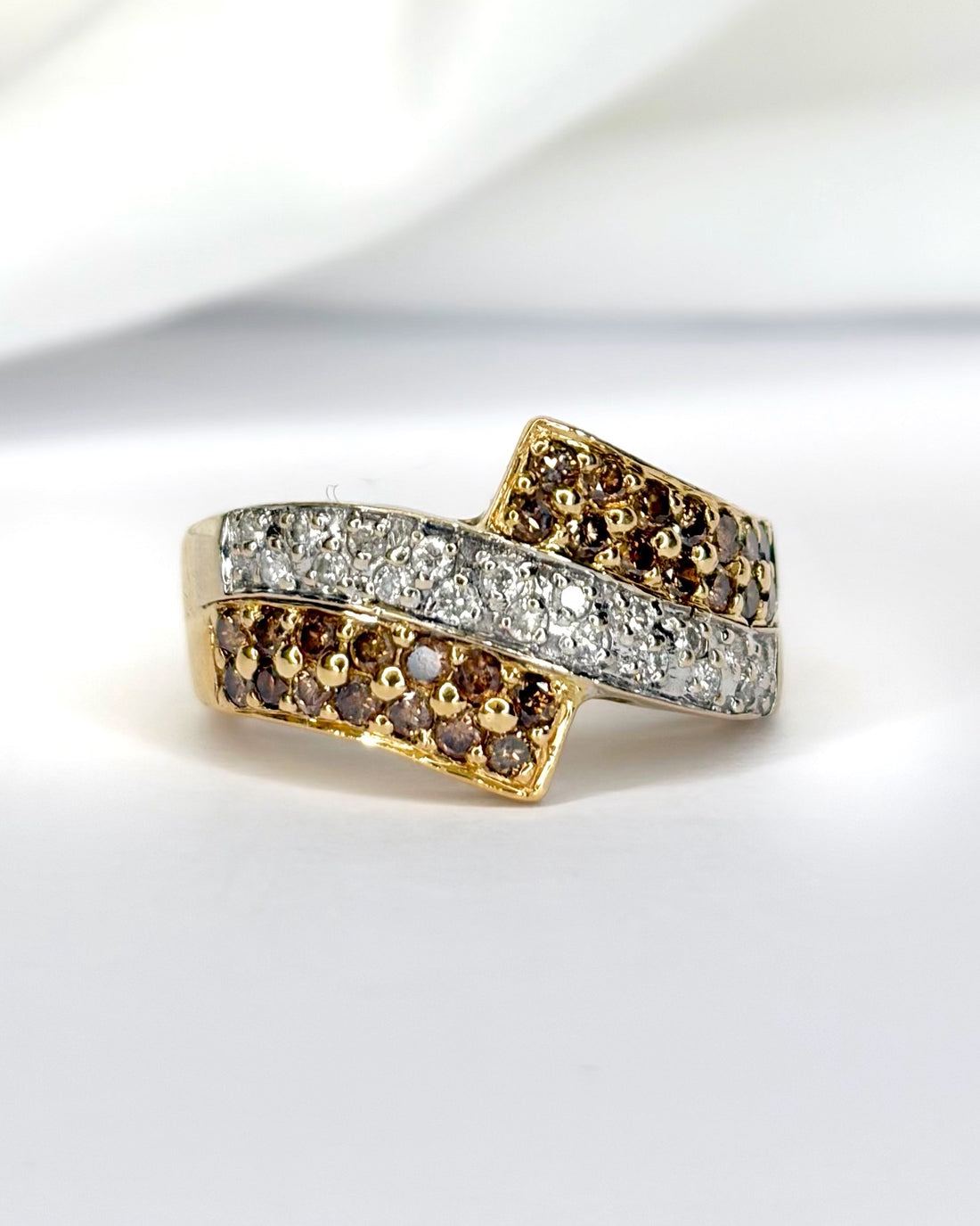 Bague Jonc 47 Diamants Cognac &amp; Incolor "Ruth" - Lyon - Elliade Paris