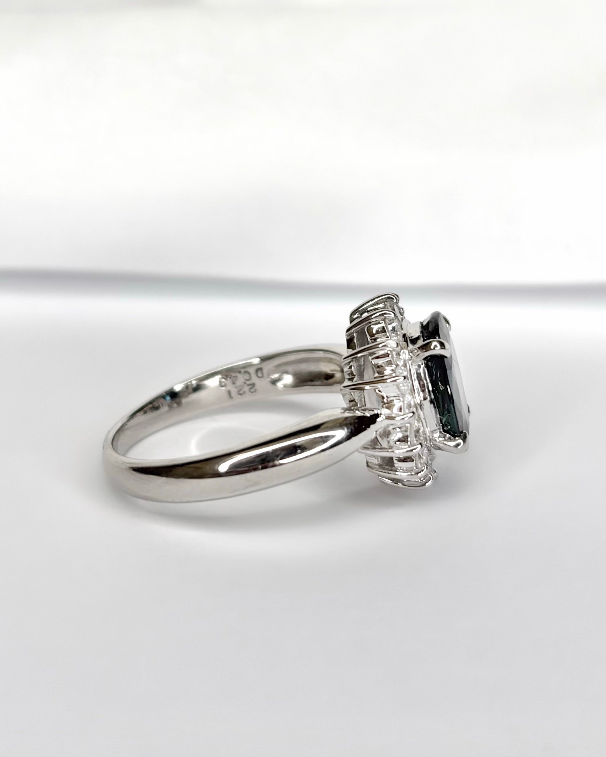 Bague Marguerite Saphir et Diamants "Anna" - Lyon - Elliade Paris