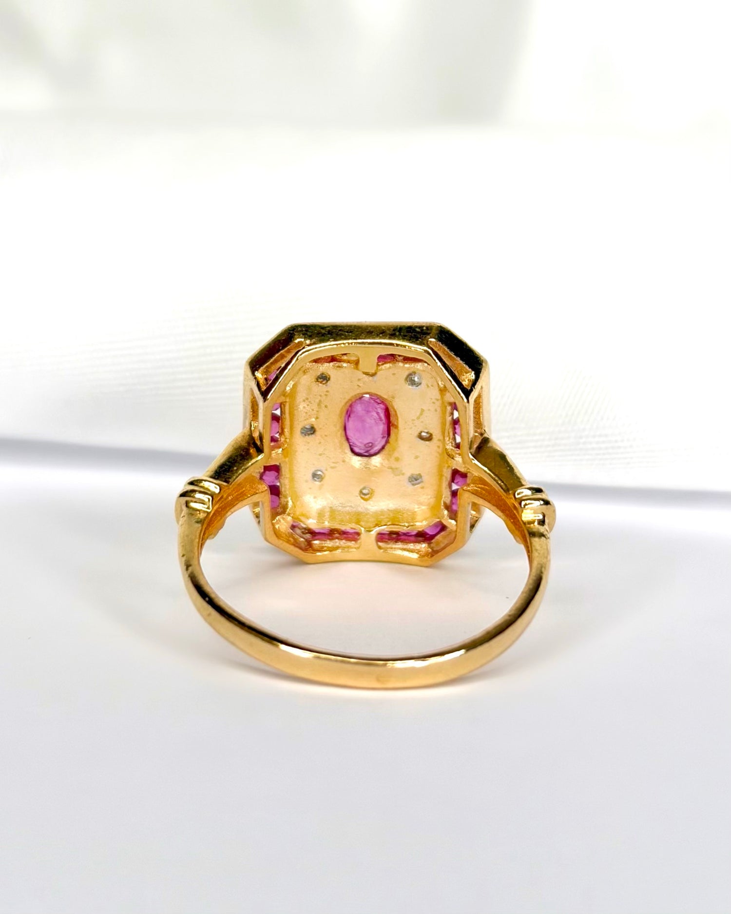 Bague art déco rubis et diamants "Céleste" - Lyon - Elliade Paris