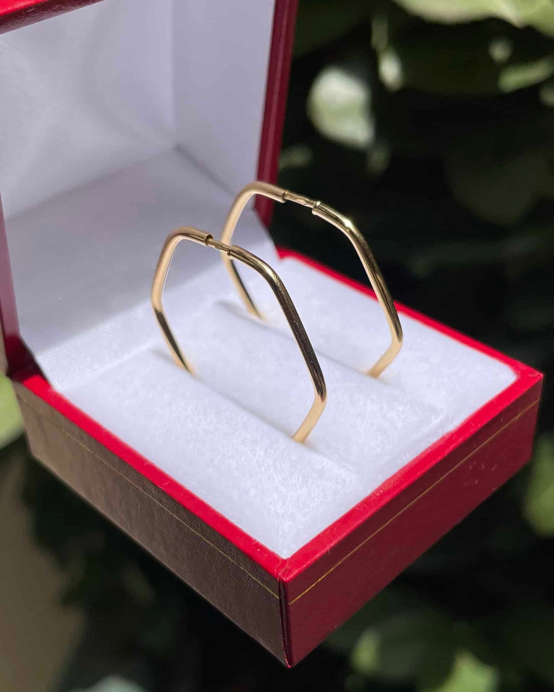 Vintage 18k Gold Hexagonal Hoop Earrings "Marlow"