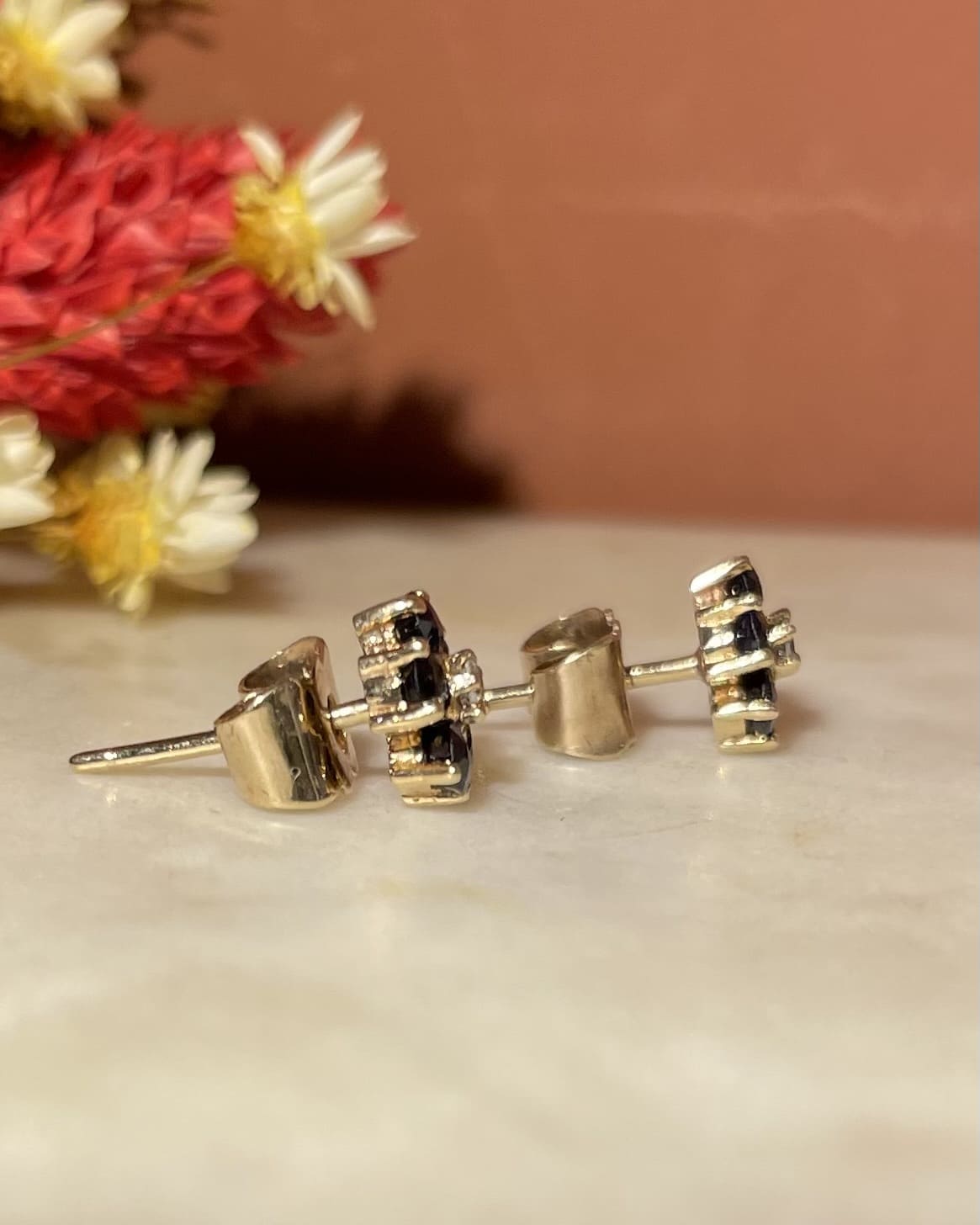 "Linoa" Daisy Sapphire &amp;amp; Diamond Earrings