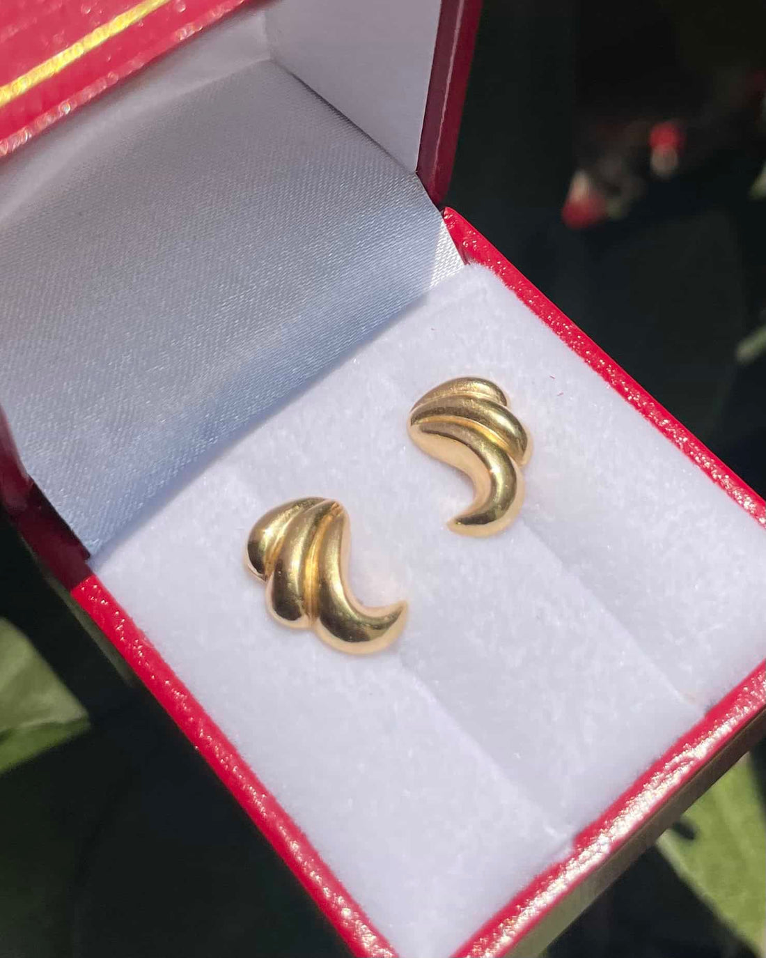 Pendientes vintage drapeados de oro &quot;Yehana&quot;