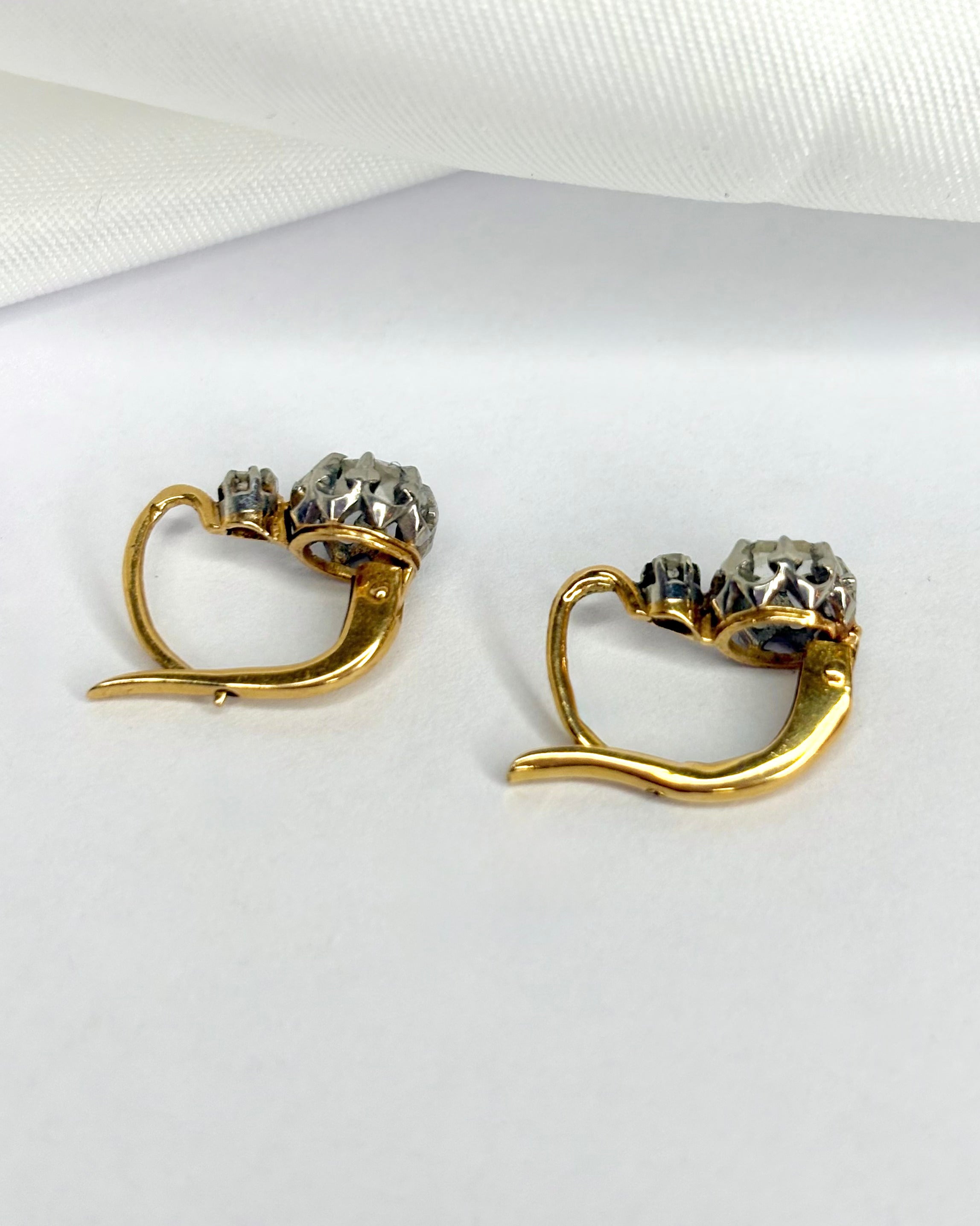 Pendientes Dormilones de Diamantes "Gianna"