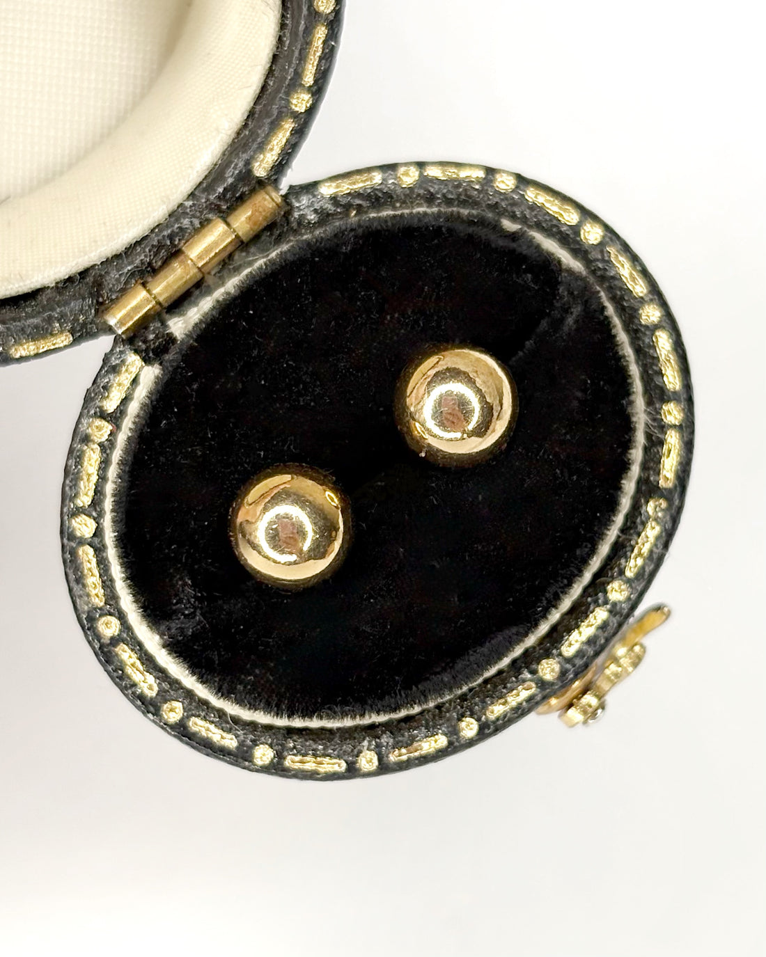 Yellow Gold Stud Earrings "Véronika"