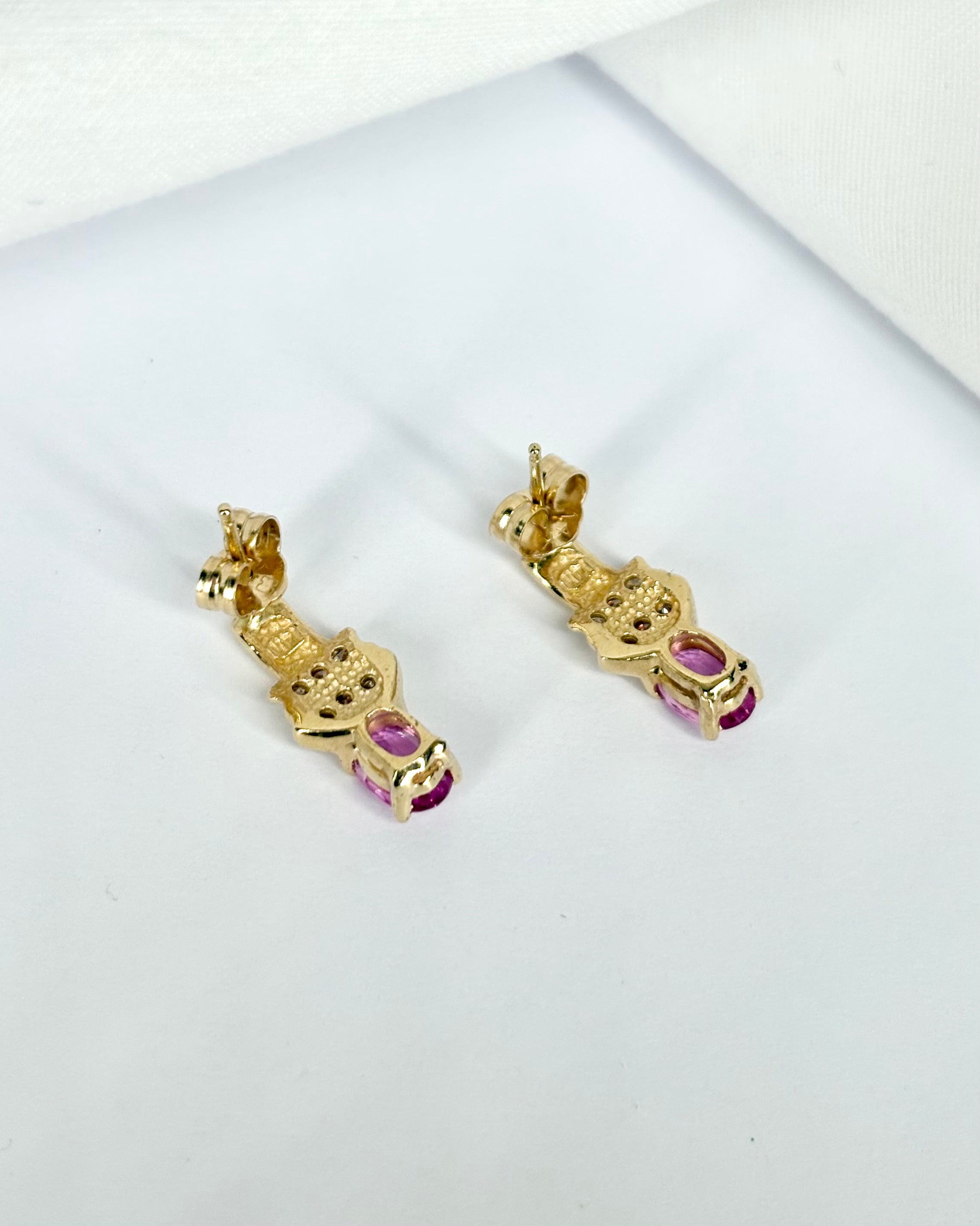 Stud Earrings Pink Sapphires 0.90 carat &amp; 12 Diamonds "Kate"