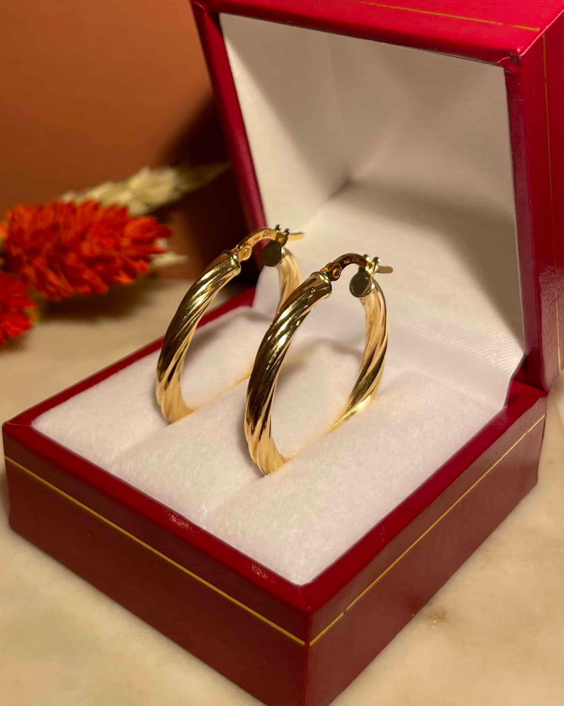 Vintage Gold Twisted Hoop Earrings "Manon"