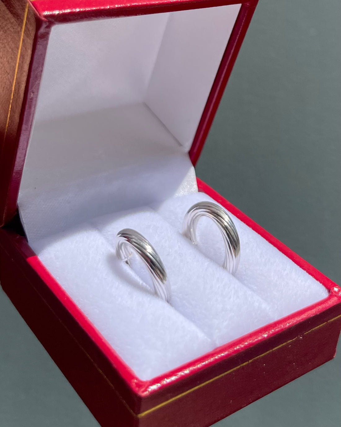 Creoles Or Gris 18 Carats &quot;Cléandre&quot;