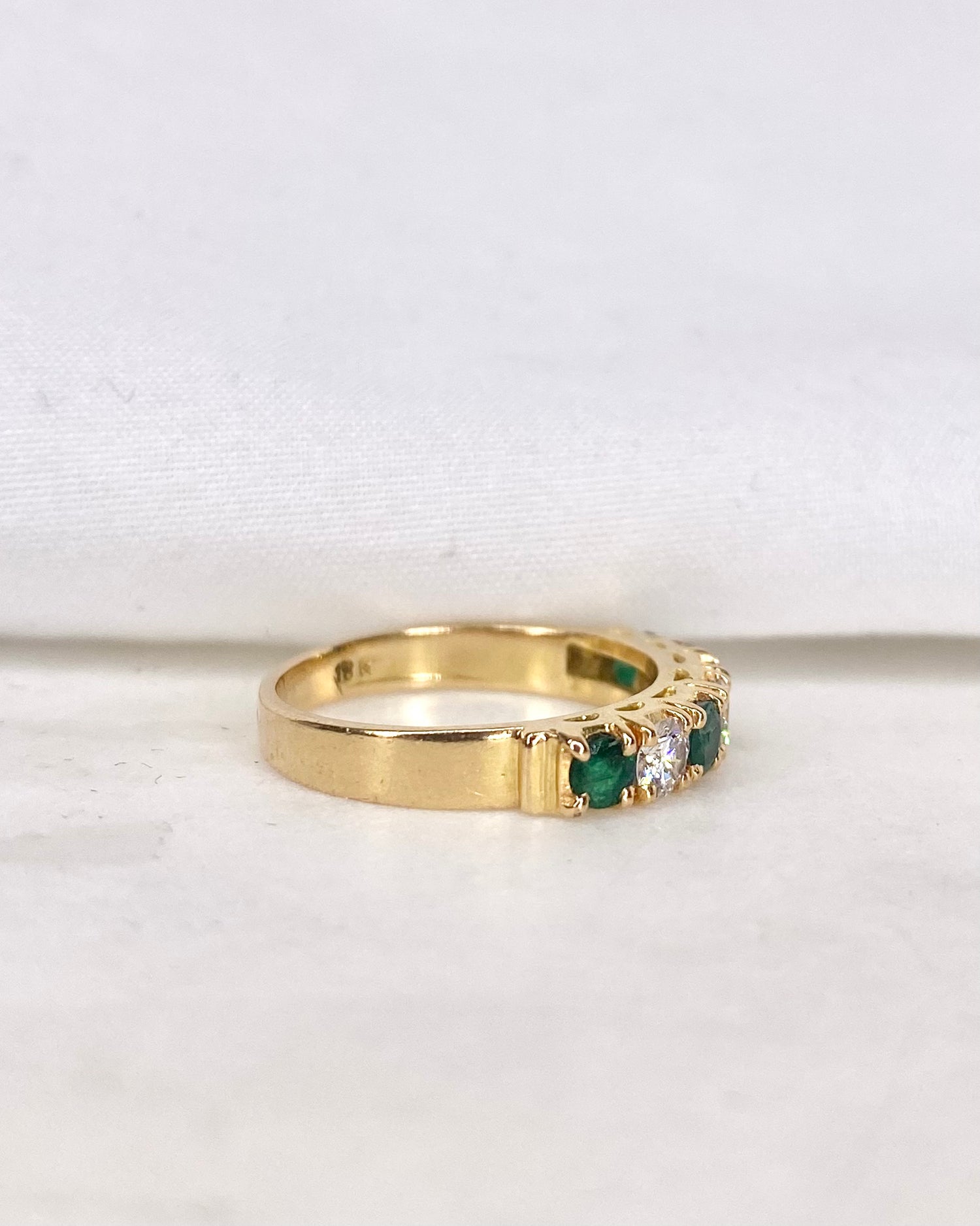 Bague Rivière Emeraudes &amp; Diamants &quot;Sandra&quot;