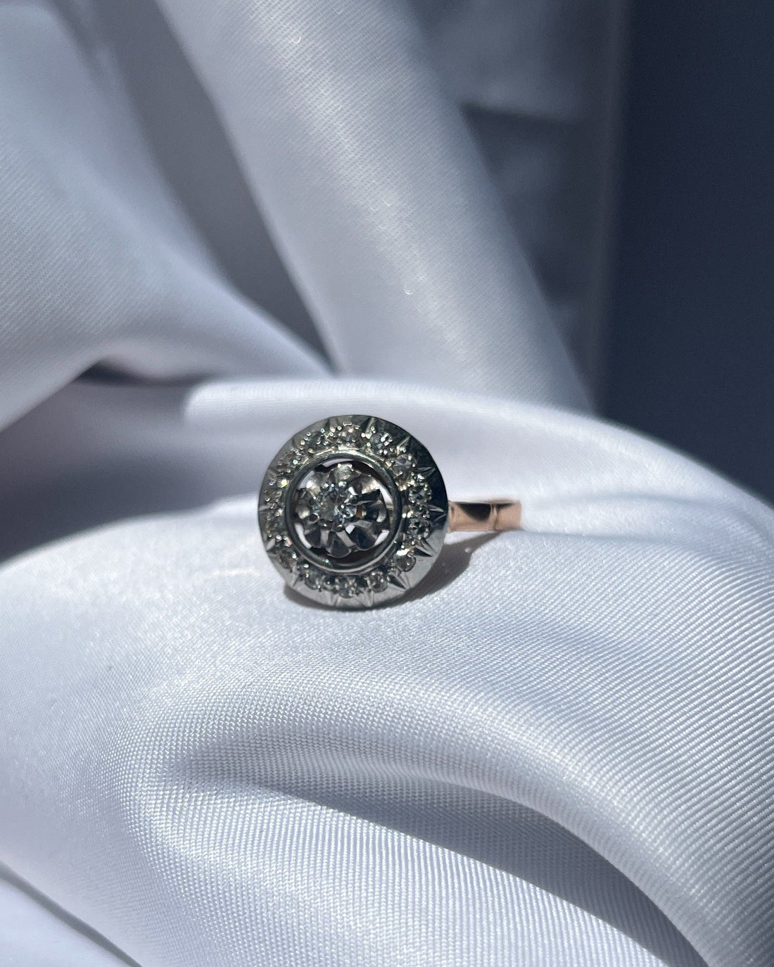 Bague Style Art-déco diamants &quot;Rose&quot;