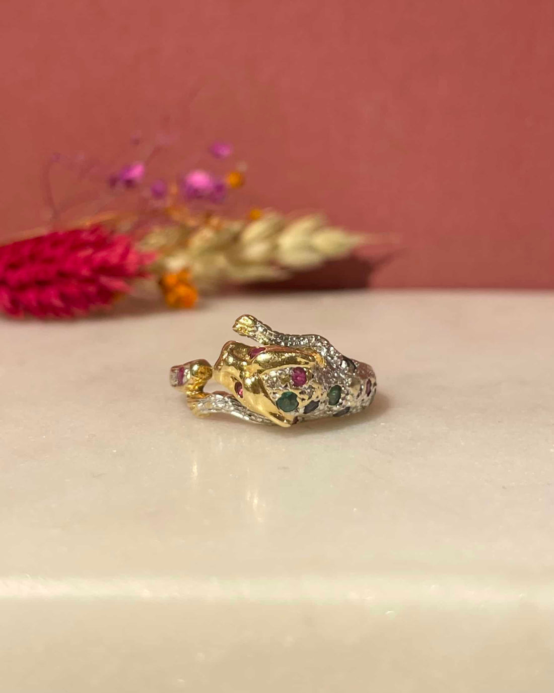 Bague Panthère Rubis, Émeraudes,Saphirs et Diamants &quot;Nerina&quot;