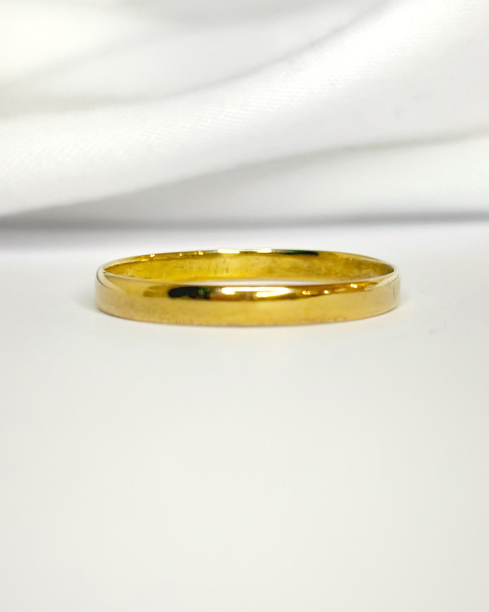 Yellow Gold 18 Carat 2.3 mm "Ivy" Ring
