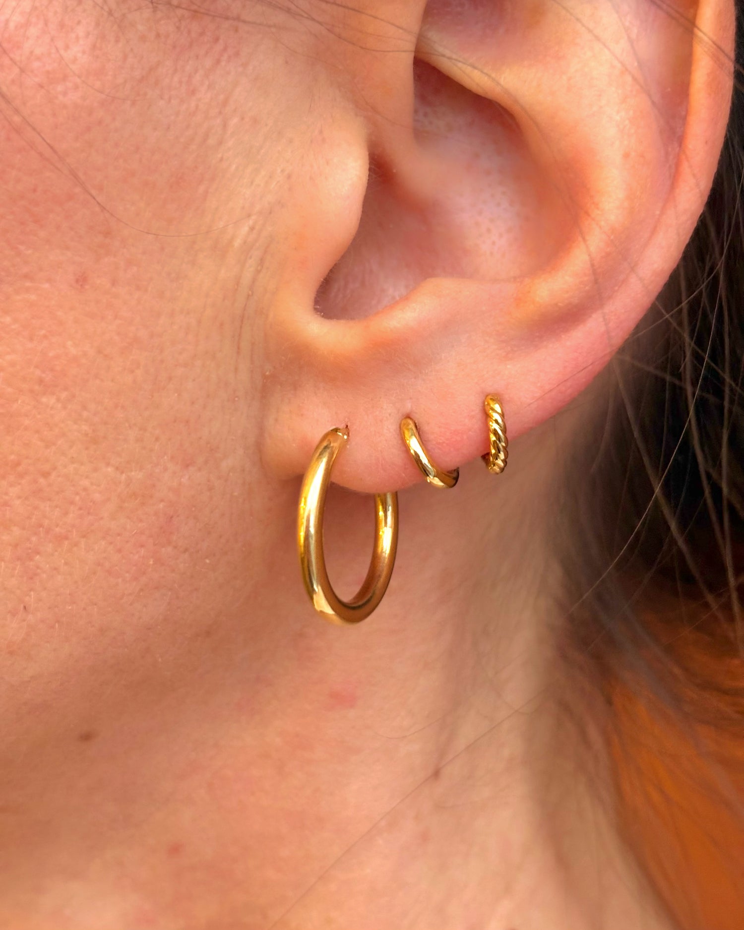 Créoles de oro amarillo de 18 quilates "Jasmine"