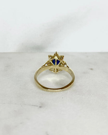 Bague Marguerite Saphir 0.80 carats &amp; Diamants &quot;Miel&quot;