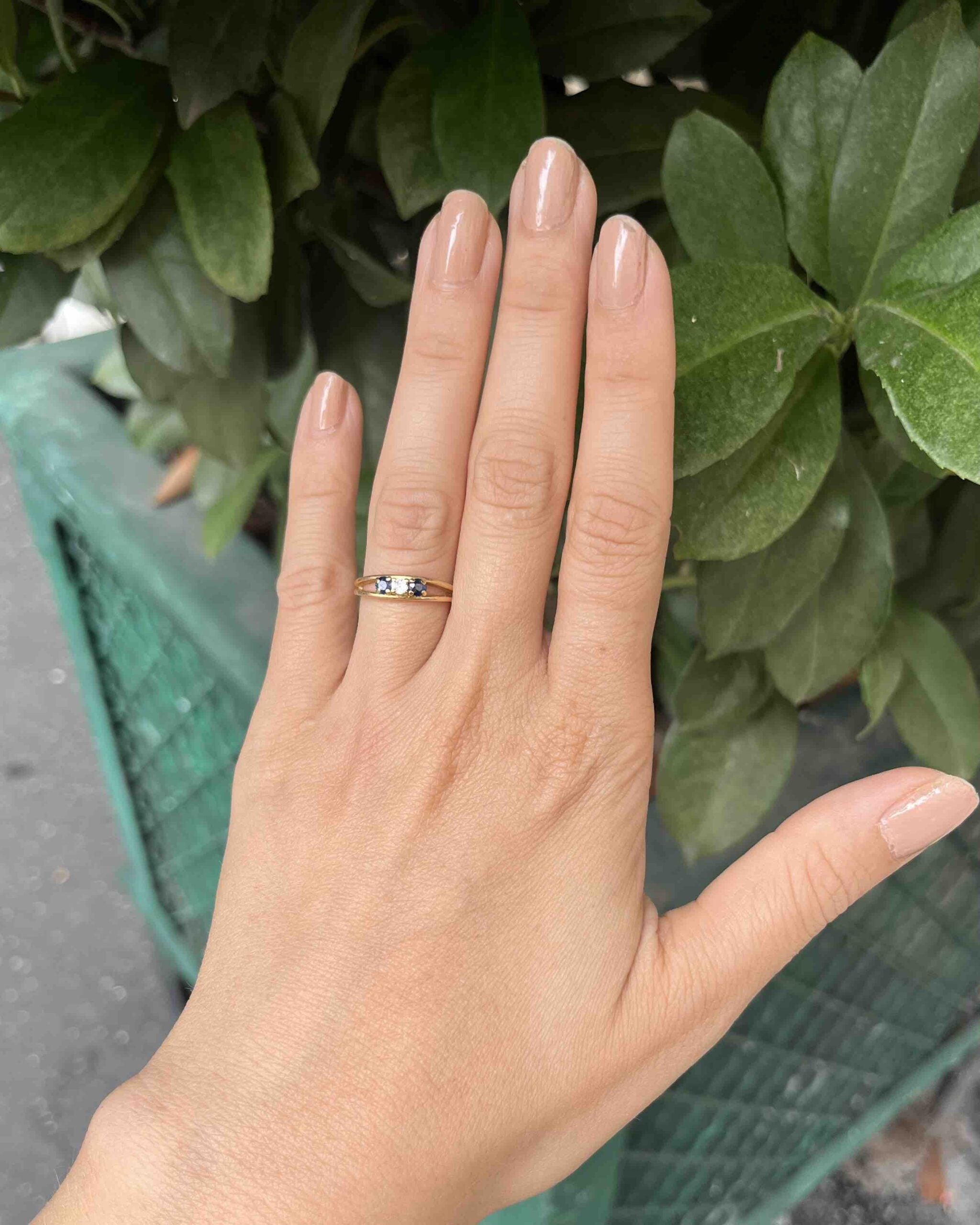 Bague vintage Trilogie Saphirs &amp; Diamants "Greta" - Elliade Paris