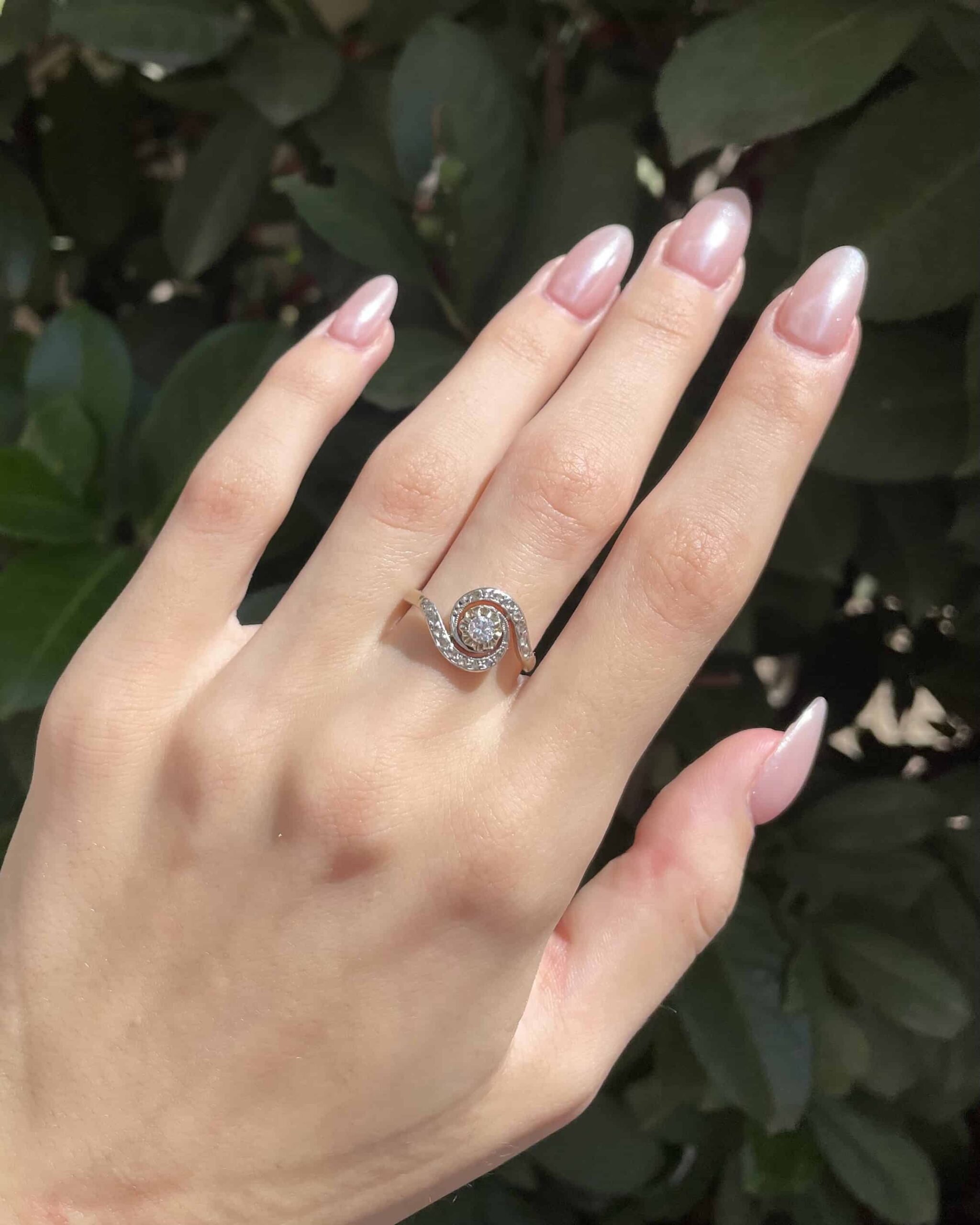 Bague Vintage Tourbillon 19  Diamants "Samira" - Elliade Paris
