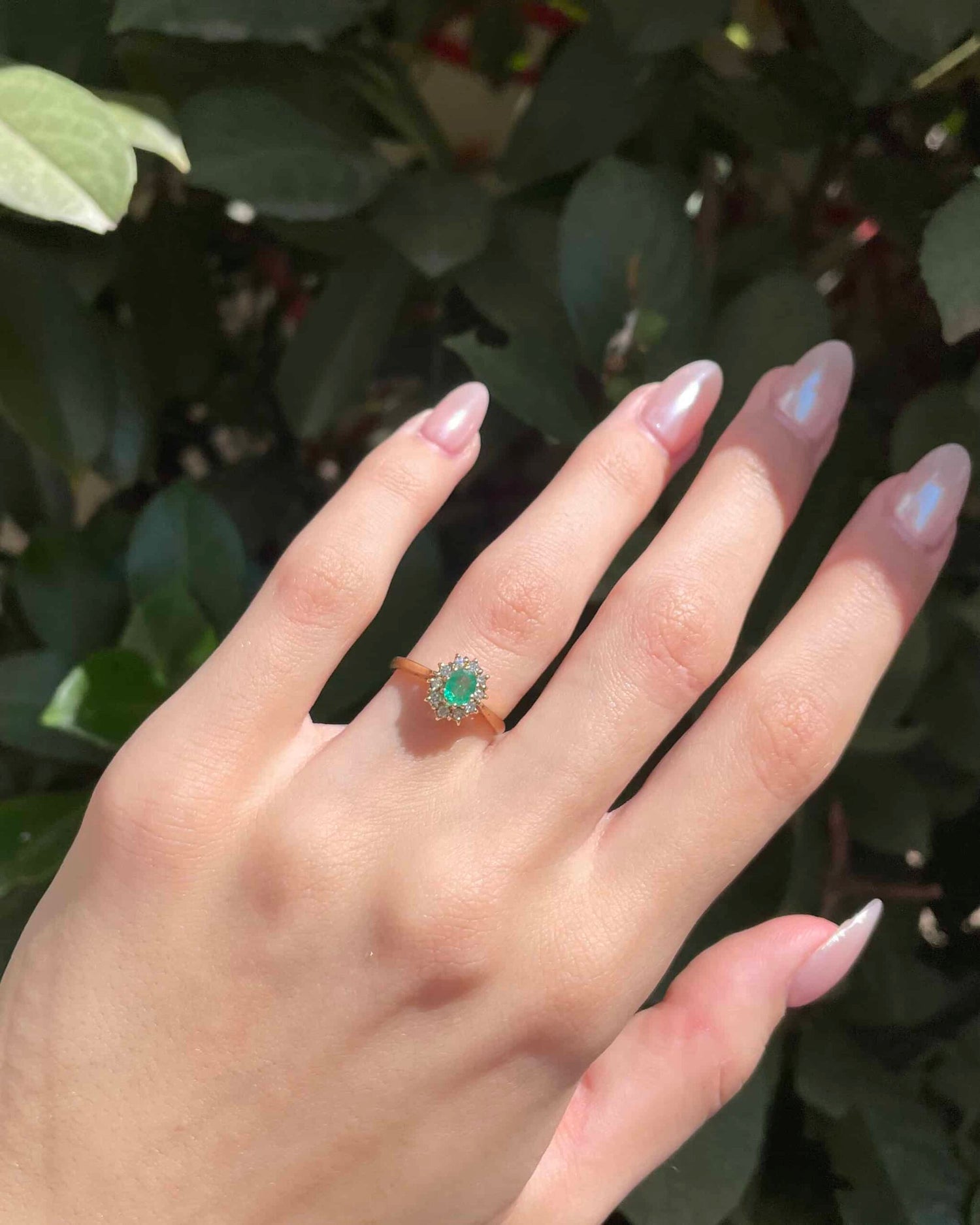 Bague Marguerite Émeraude &amp; Diamants &quot;Evaranne&quot;