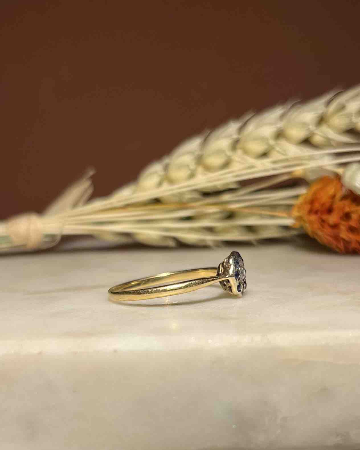 Bague Marguerite Saphirs &amp; Diamant &quot;Solvic&quot;