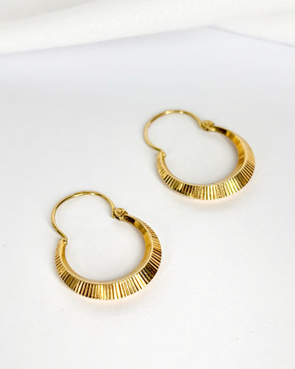 Pendientes de aro de oro amarillo 18 quilates "Priyanka"