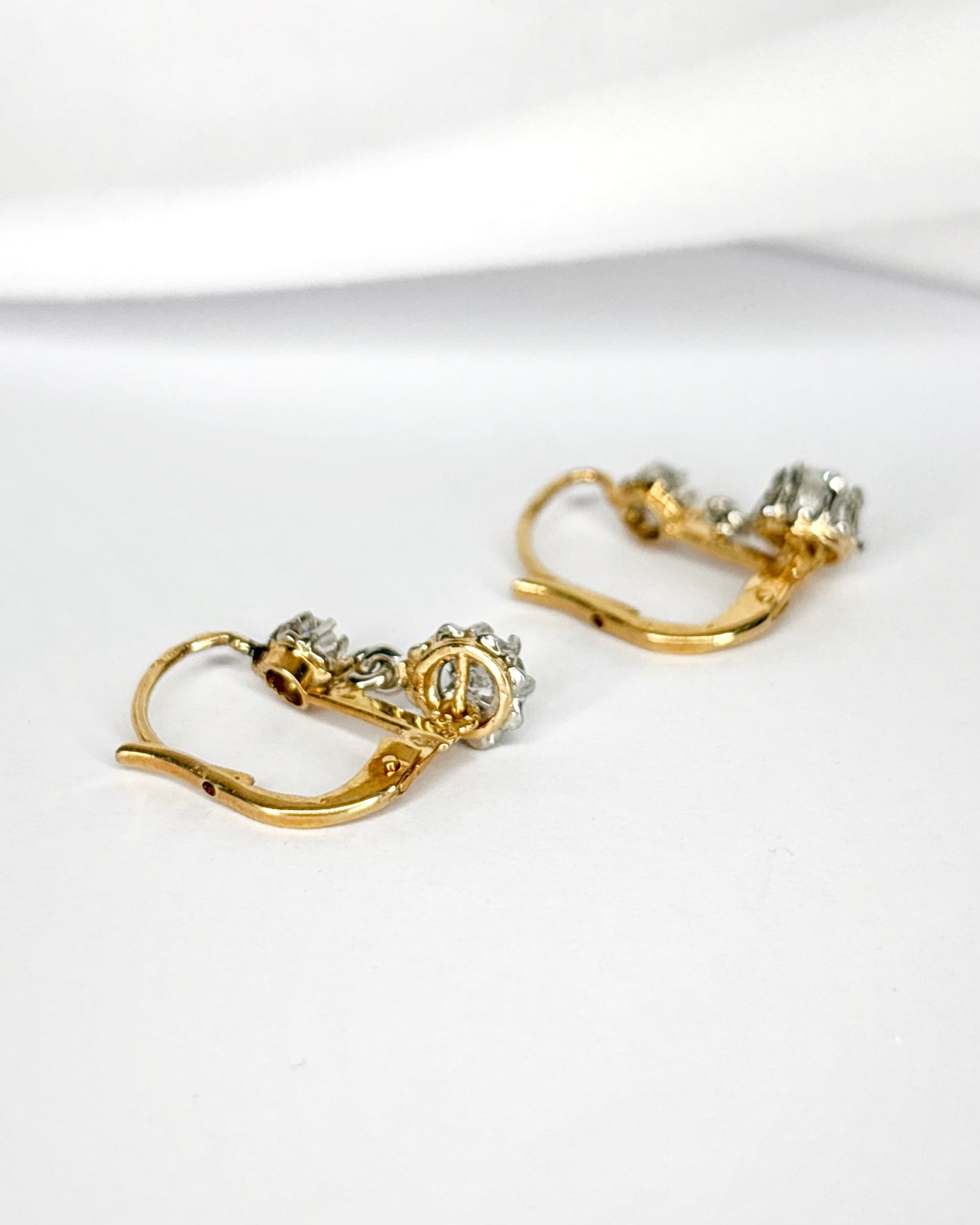 Pendientes Dormilones con Diamantes 0,28 quilates "Suzie"