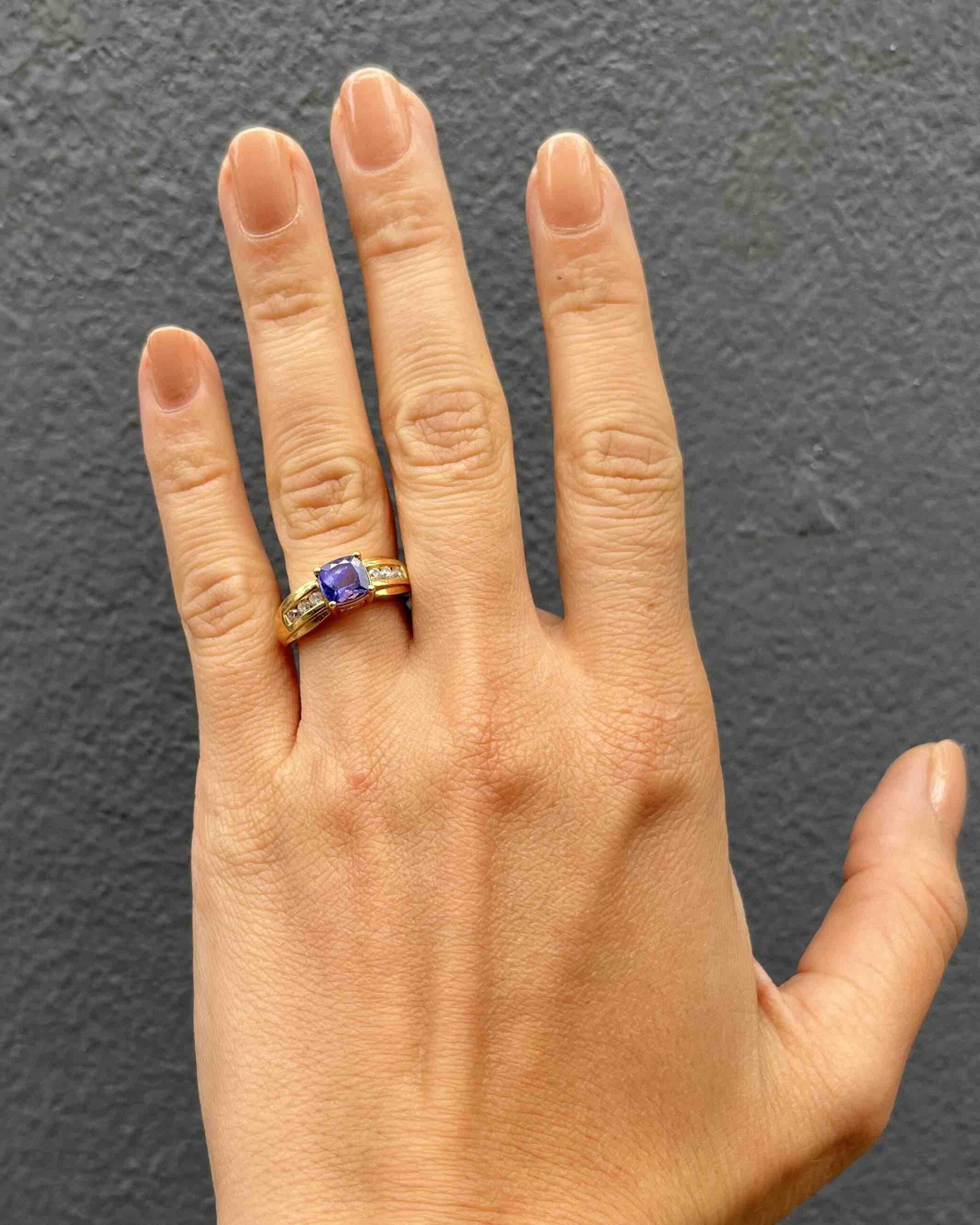 Bague Jonc Tanzanite &amp; Diamants "Iliana"