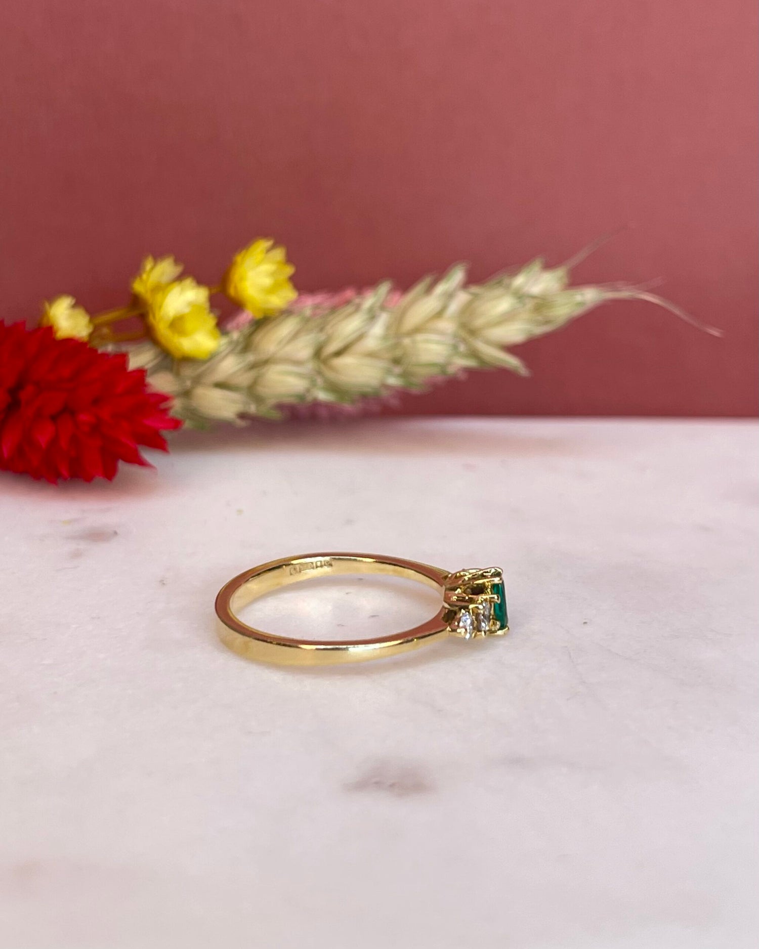 Bague Trilogie Émeraude &amp; Diamants &quot;Vanina&quot; - Elliade Paris