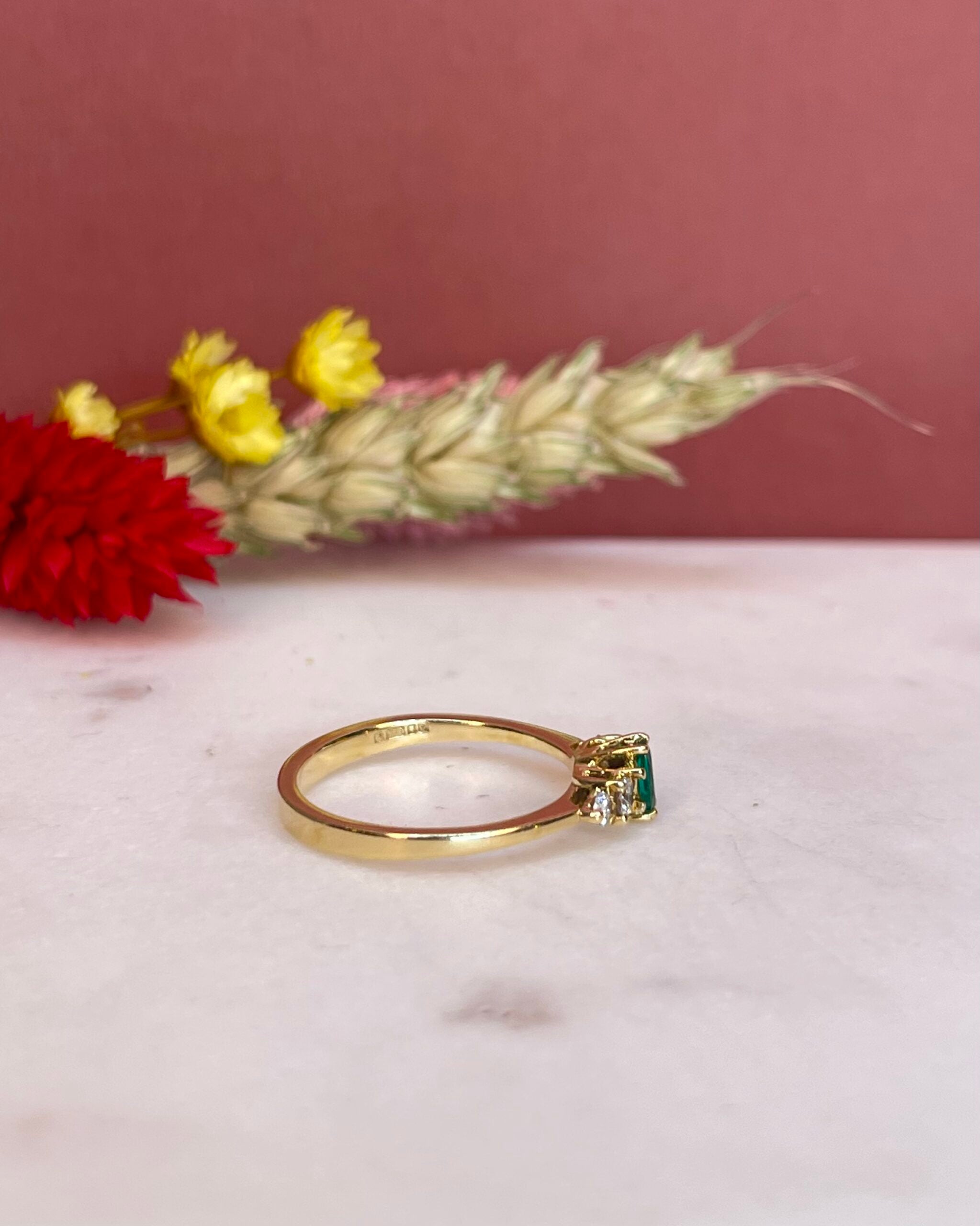 Bague Trilogie Émeraude &amp; Diamants &quot;Vanina&quot; - Elliade Paris