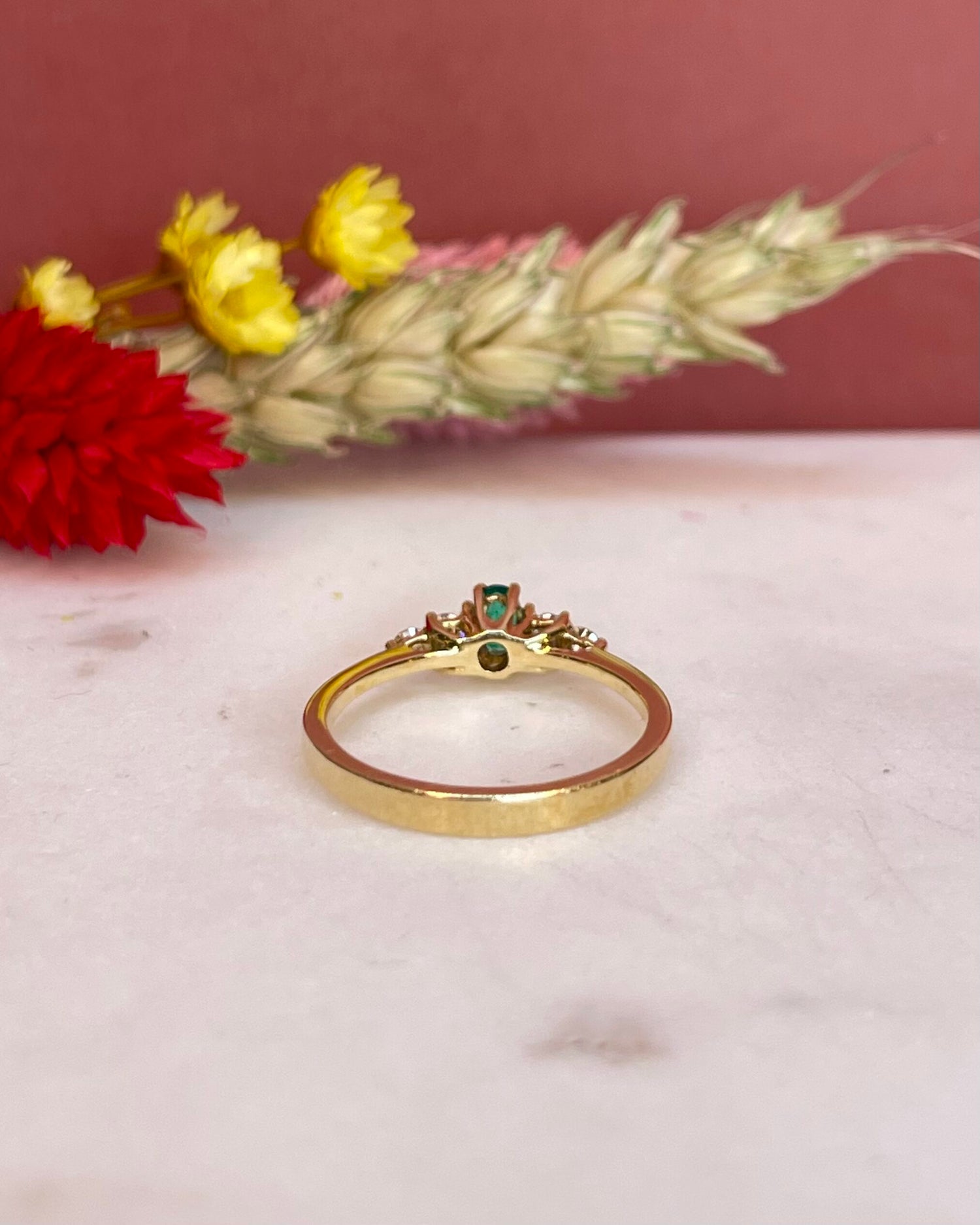 Bague Trilogie Émeraude &amp; Diamants &quot;Vanina&quot; - Elliade Paris