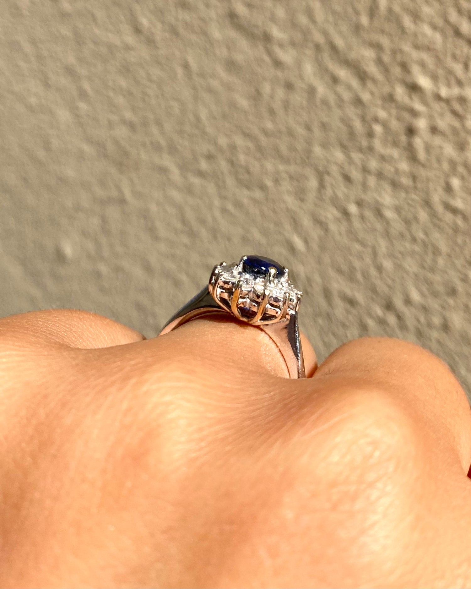 Bague Marguerite Saphir 1.30 carat &amp; Diamants &quot;Isalda&quot;