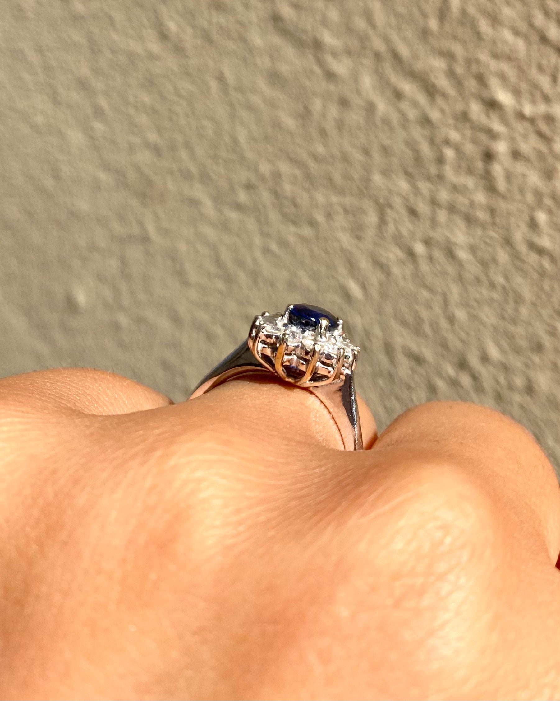 Bague Marguerite Saphir 1.30 carat &amp; Diamants "Isalda"