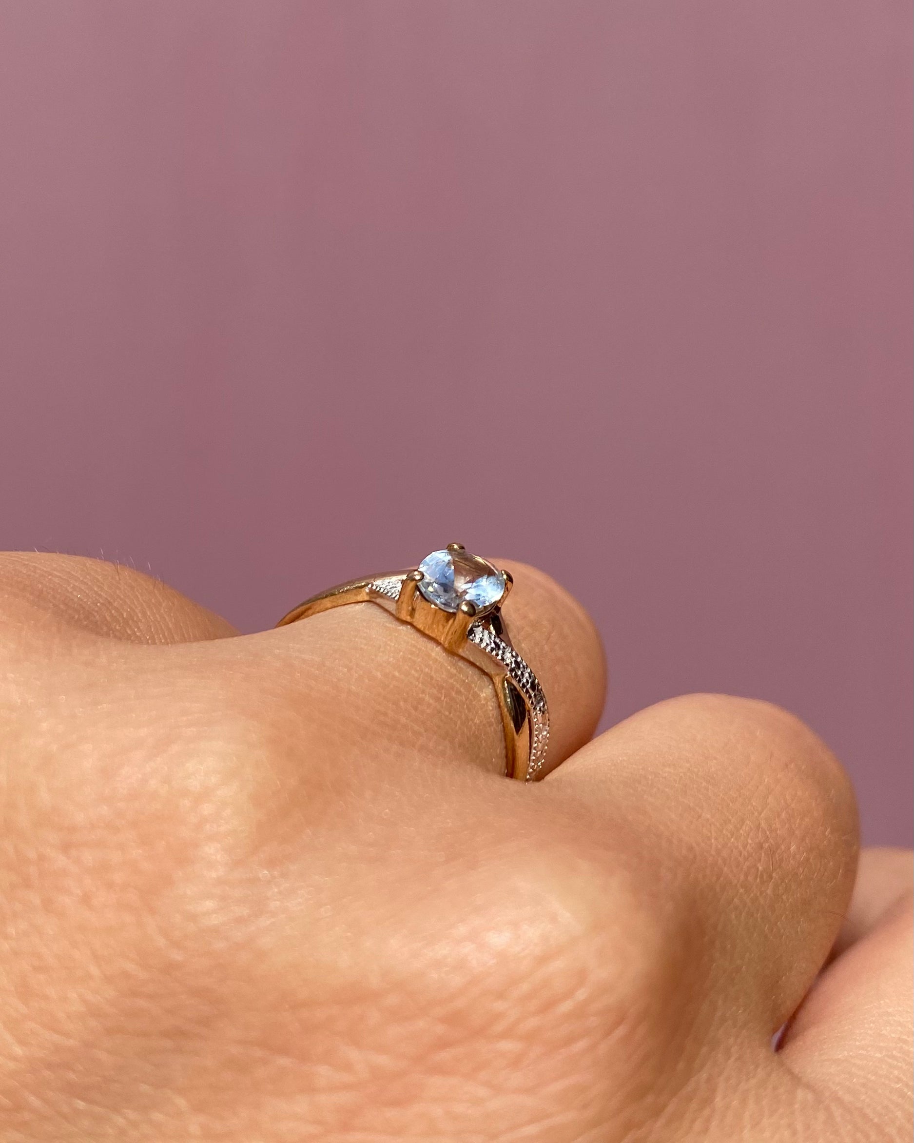 Anillo Tourbillon Aguamarina 0.60 quilates "Rosalia"