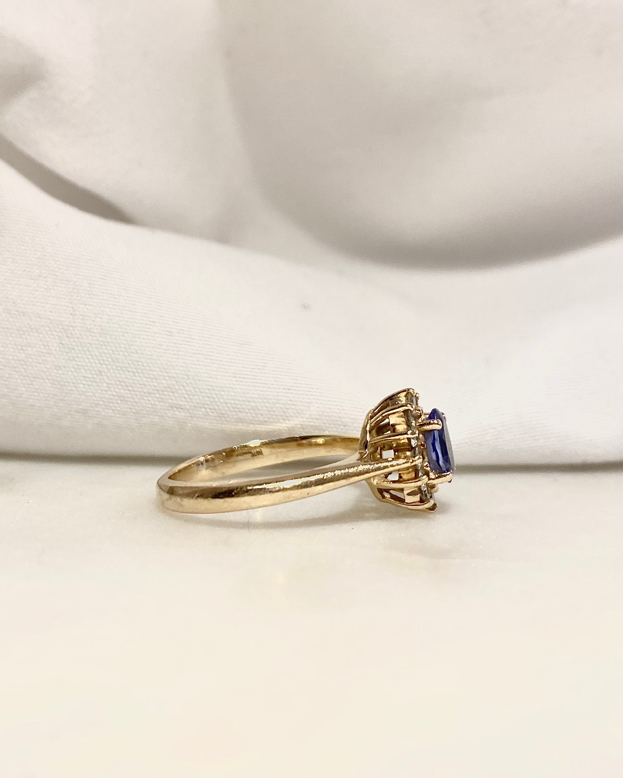 Bague Marguerite Tanzanite 0.70 carat &amp; Diamants "Dina"