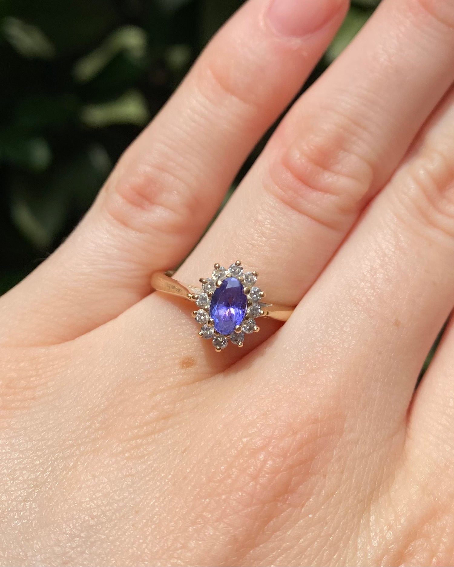 Bague Marguerite Tanzanite 0.70 carat &amp; Diamants &quot;Dina&quot;