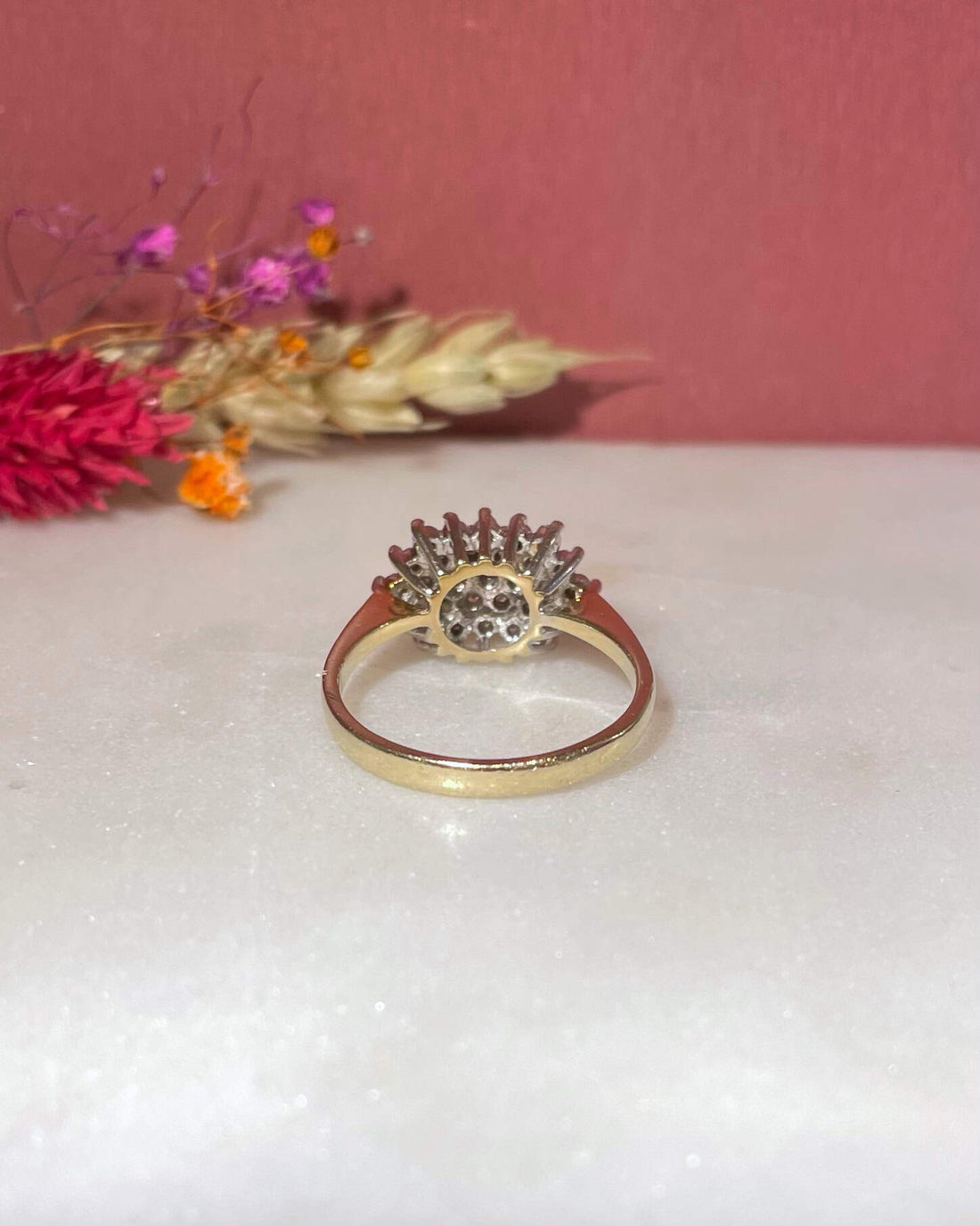 Bague Marguerite 29 Diamants 0.58 Carat &quot;Line&quot;