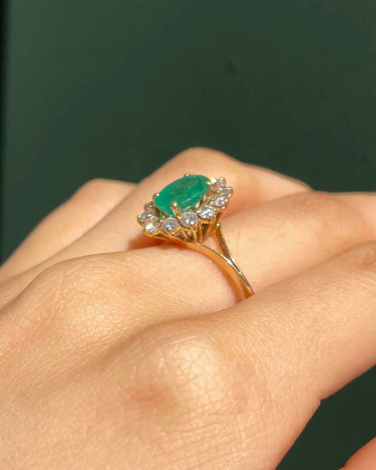 Bague Marguerite Émeraude 1.40 Carat &amp; Diamants &quot;Délia&quot;
