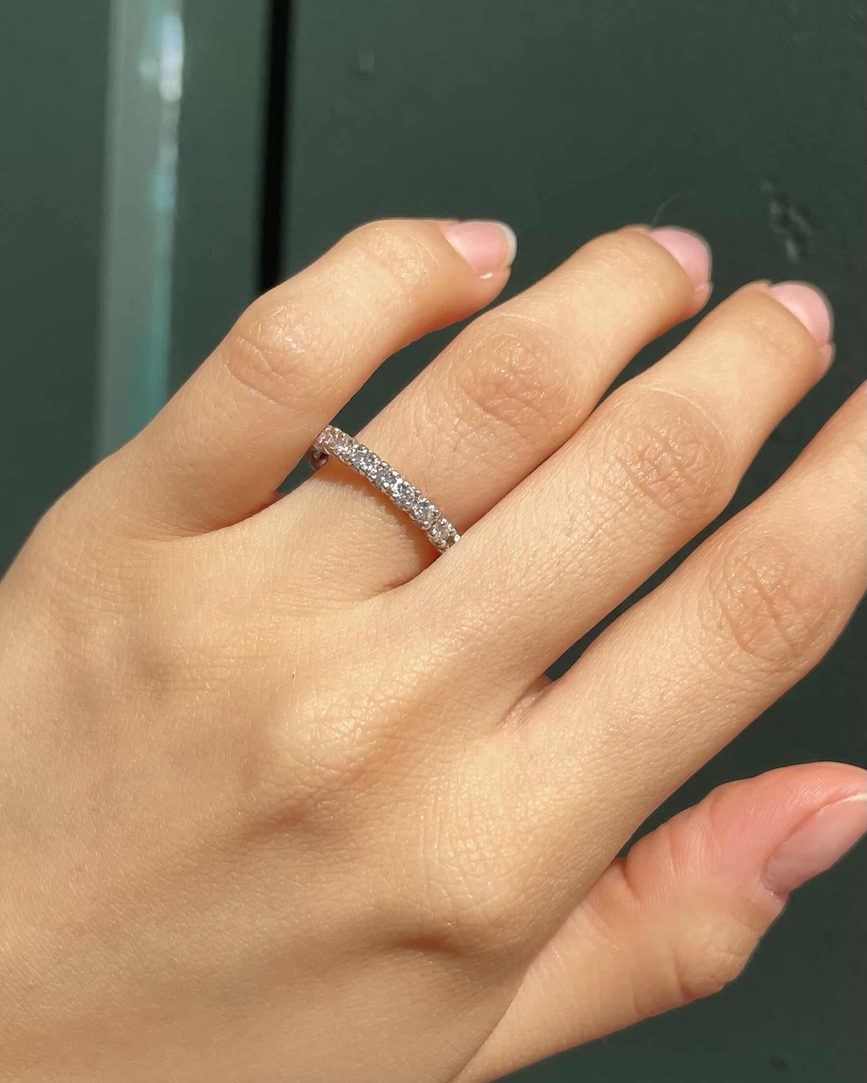 American Wedding Band 23 Diamonds 1.20 Carat "Minaa"