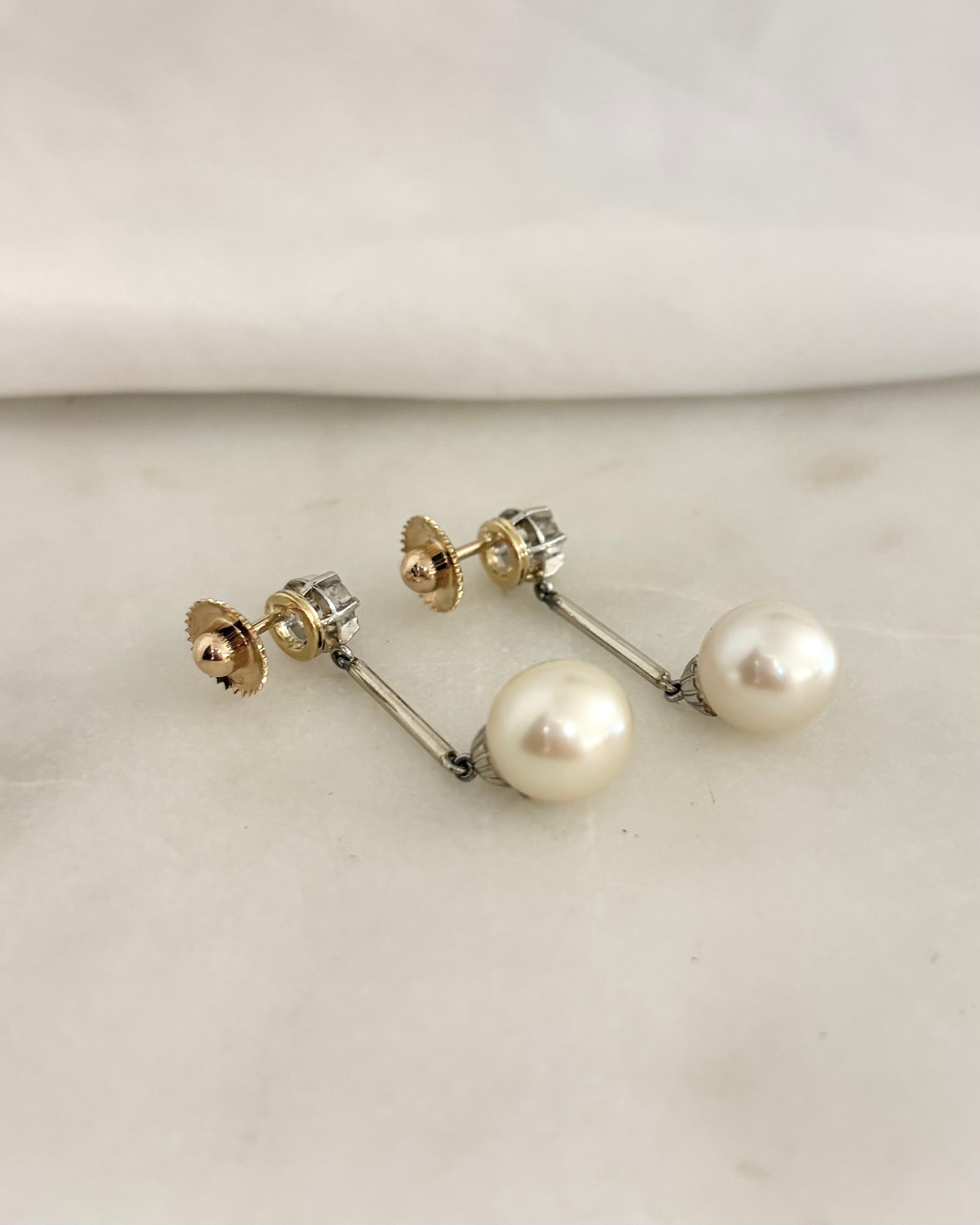 Pendientes colgantes con perlas y diamantes "Donya"