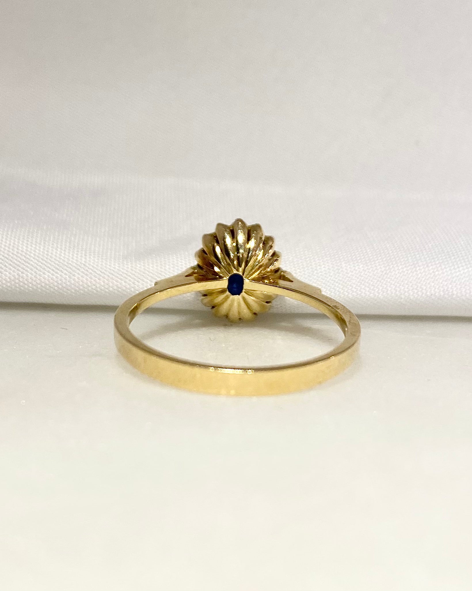 Bague Marguerite Saphir 1.30 carat &amp; Diamants "Vivianne"