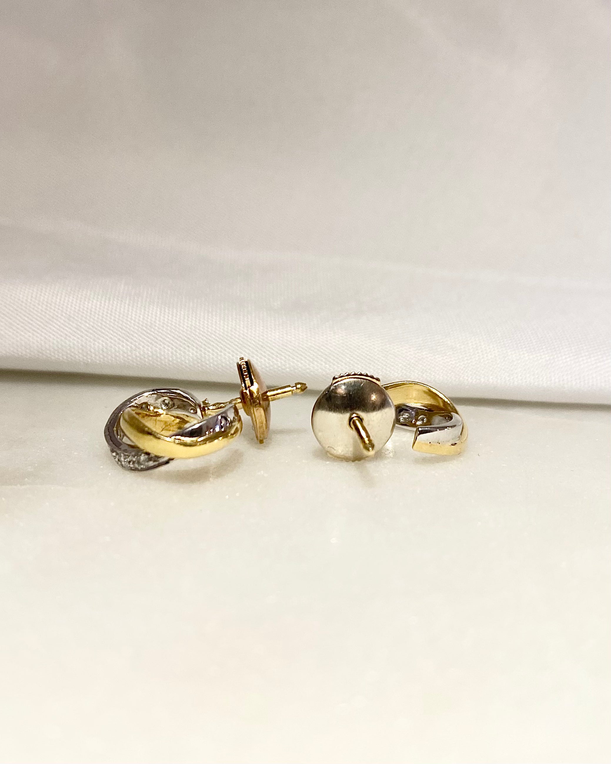 Half-Hoop Earrings Two Golds &amp; 14 Diamonds "Aleana"