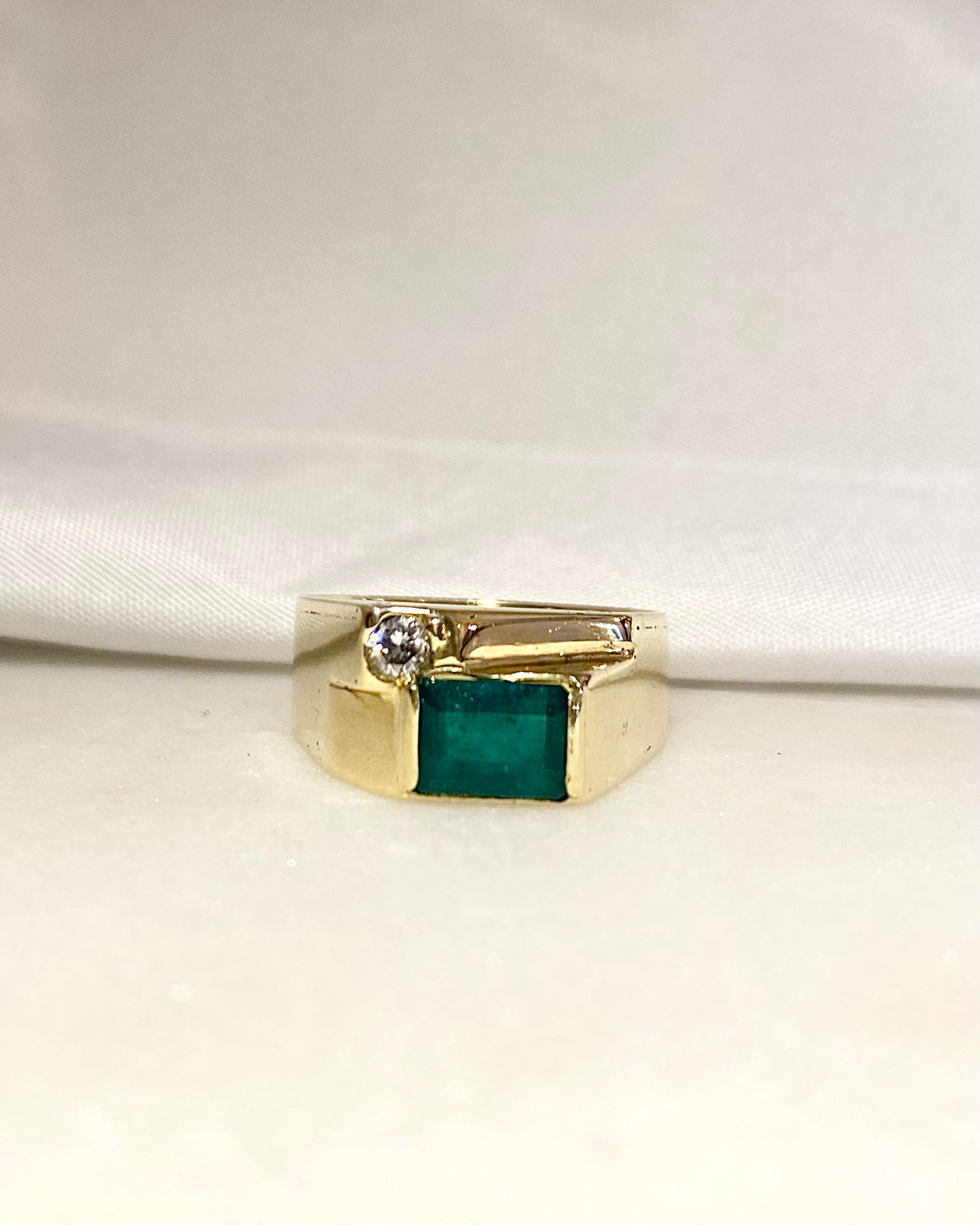 Bague Jonc Émeraude 1.10 carat &amp; Diamant &quot;Andrea&quot;