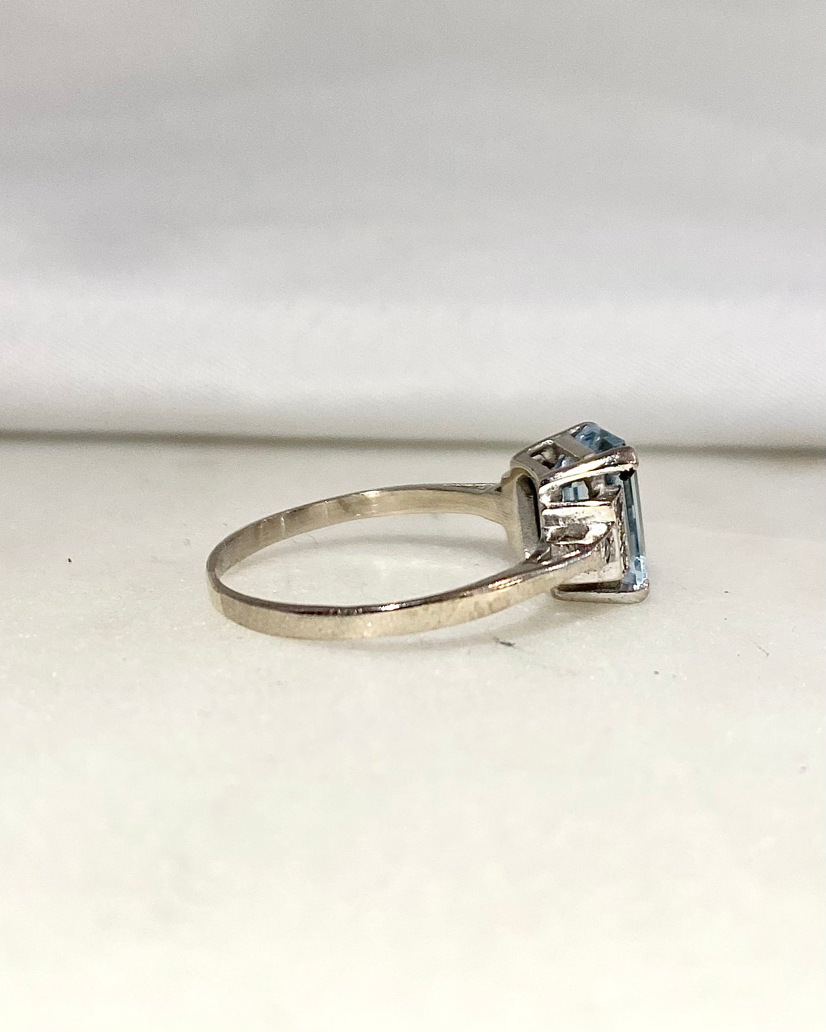 Bague Style Art-déco Aigue-marine 1.74 carat &amp; Diamants “Audile”