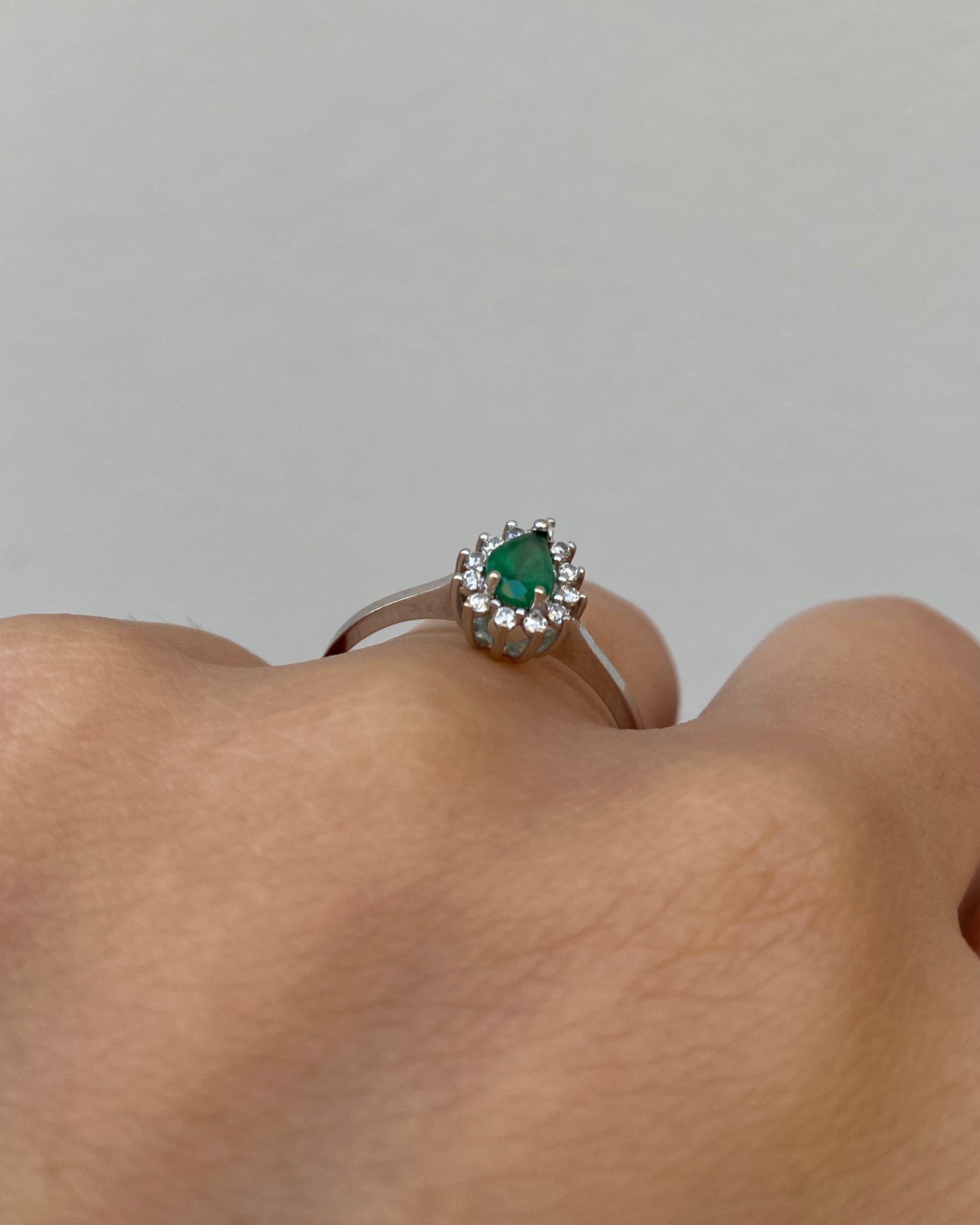 Bague Marguerite Emeraude 0.47 carat &amp; Diamants "Aya"