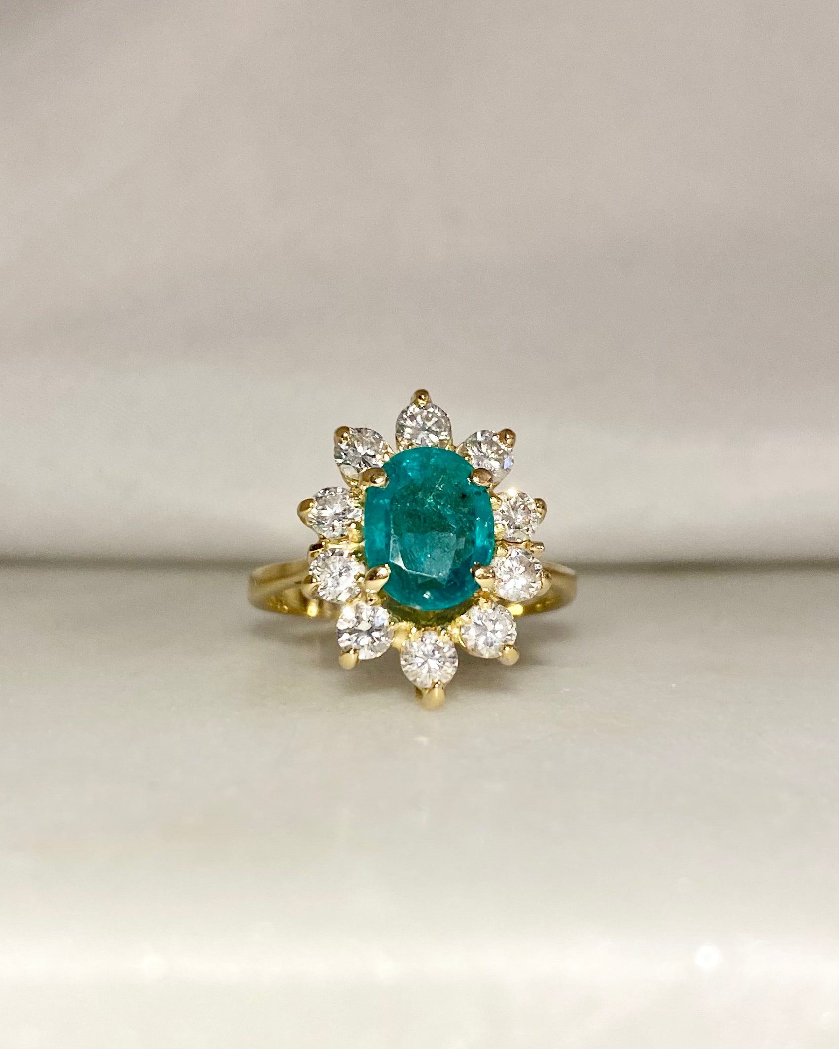 Bague Marguerite Émeraude 1.15 carat &amp; Diamants &quot;Adria&quot;